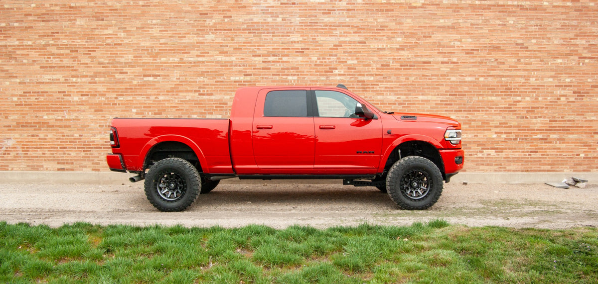 ReadyLIFT 2019-2024 Ram 3500 HD High Output Diesel 4WD 4.5" Coil Spring Falcon 2.1 Lift Kit