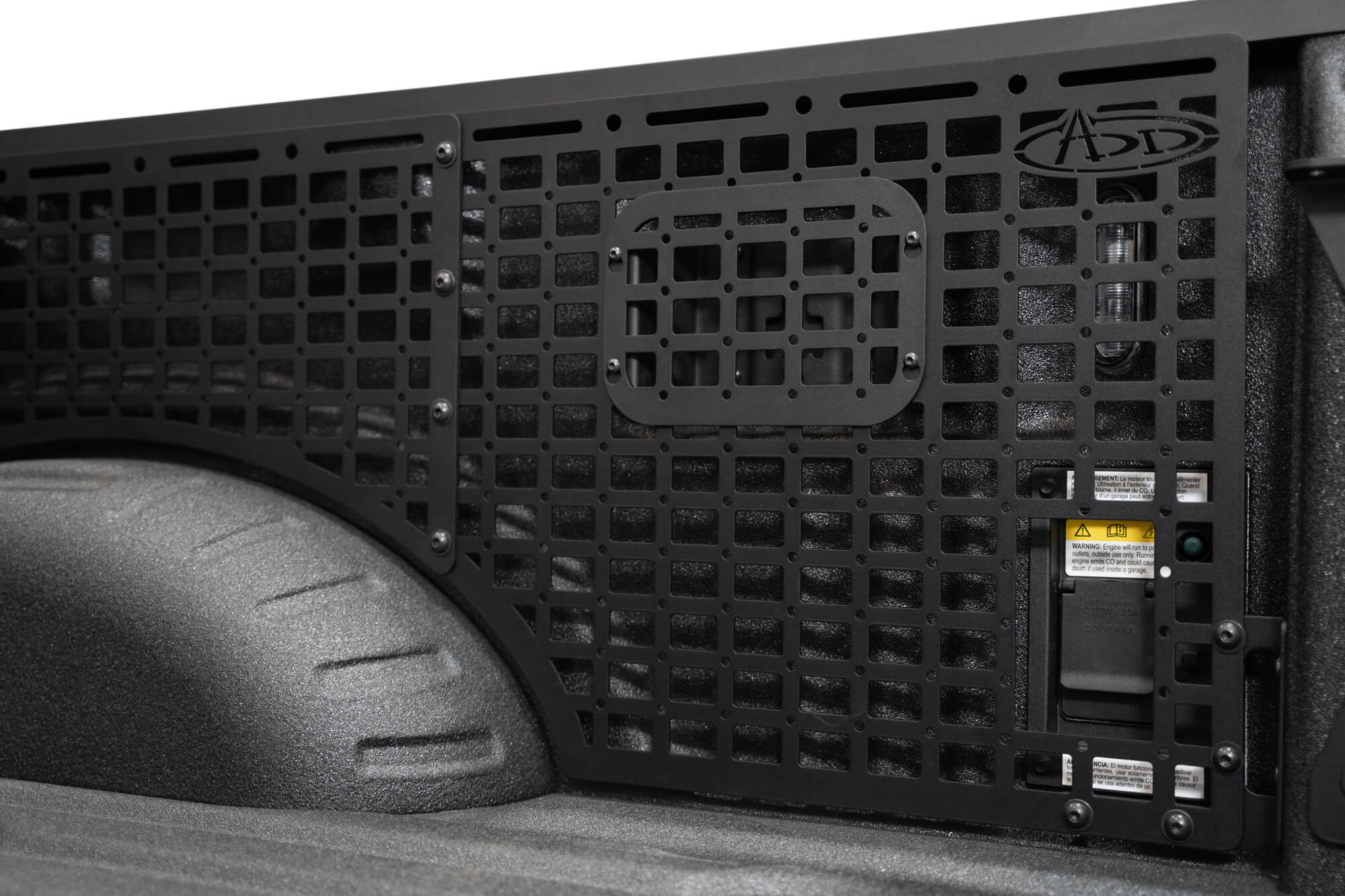 2023-Ford-F-250-350-Super-Duty-Bed-Side-Molle-Panel-Passenger_Installed_09 - NVMOS