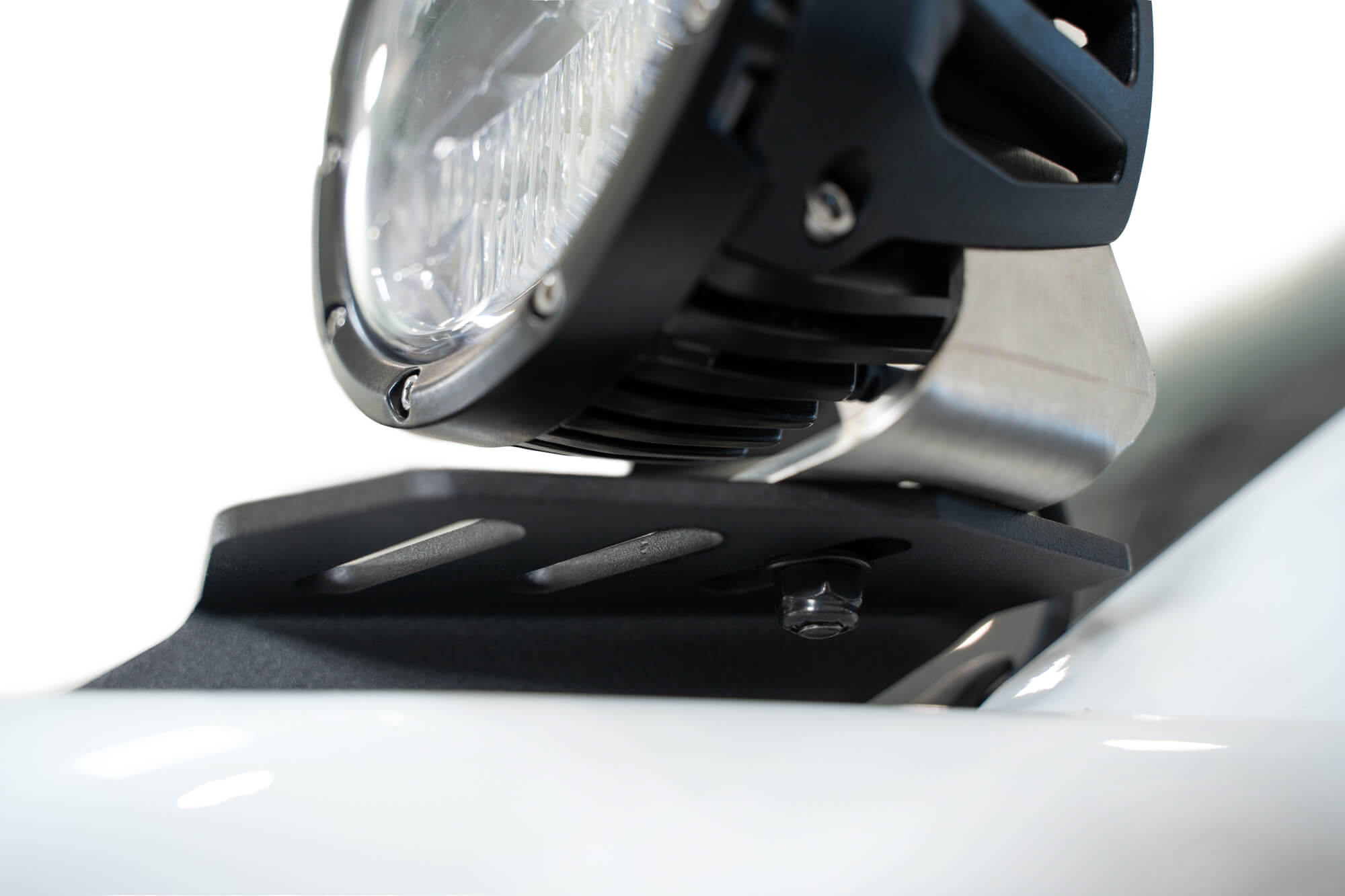 2023-Ford-F-250-350-Super-Duty-Ditch-Light-Mounts_Installed_05 - NVMOS