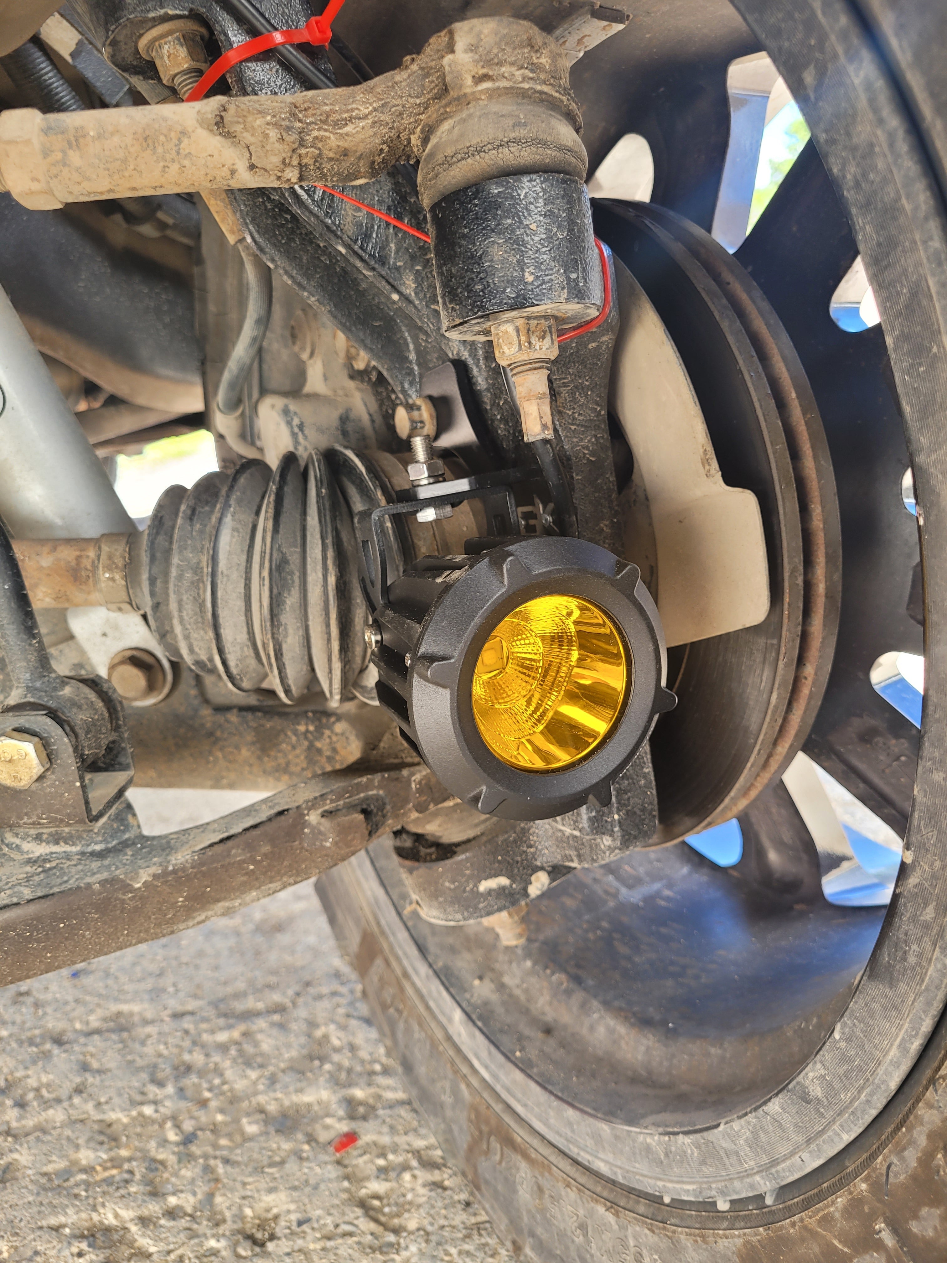 Chevy/GMC Steerable Knuckle Pod Light Mounts (1999-2019)