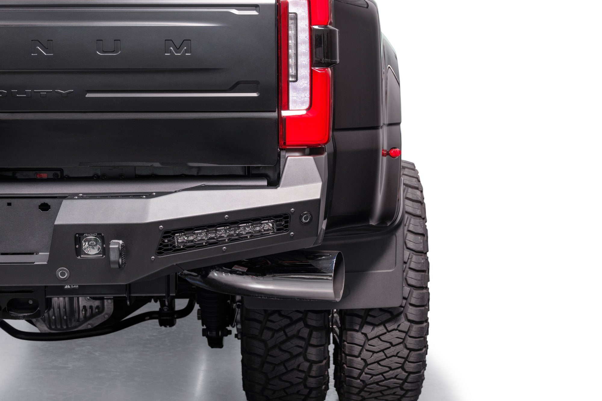 2023_-Ford-Super-Duty-Honeybadger-Rear-Bumper-4 - NVMOS
