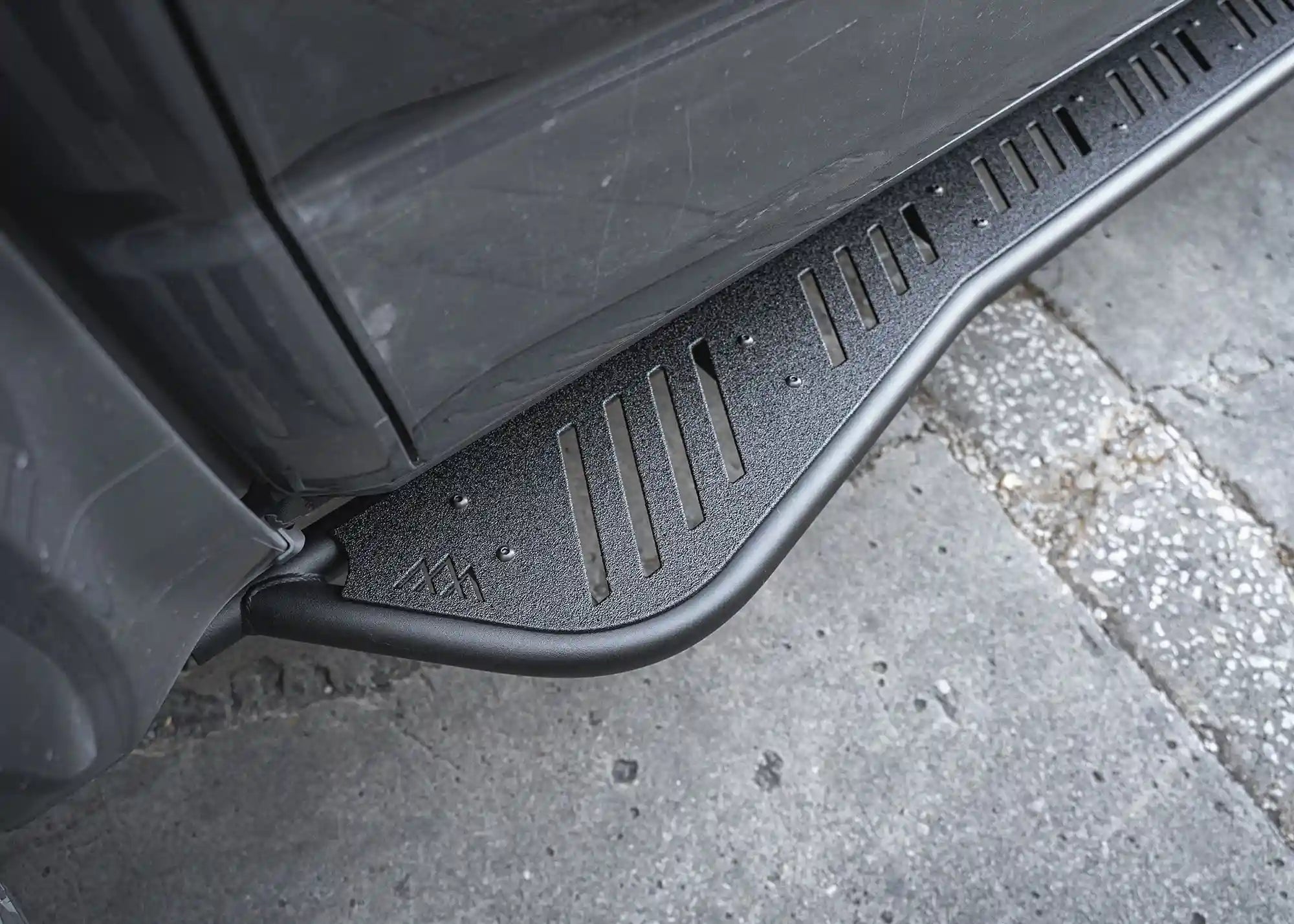 2024-4th-gen-tacoma-rock-sliders-kick-out - NVMOS