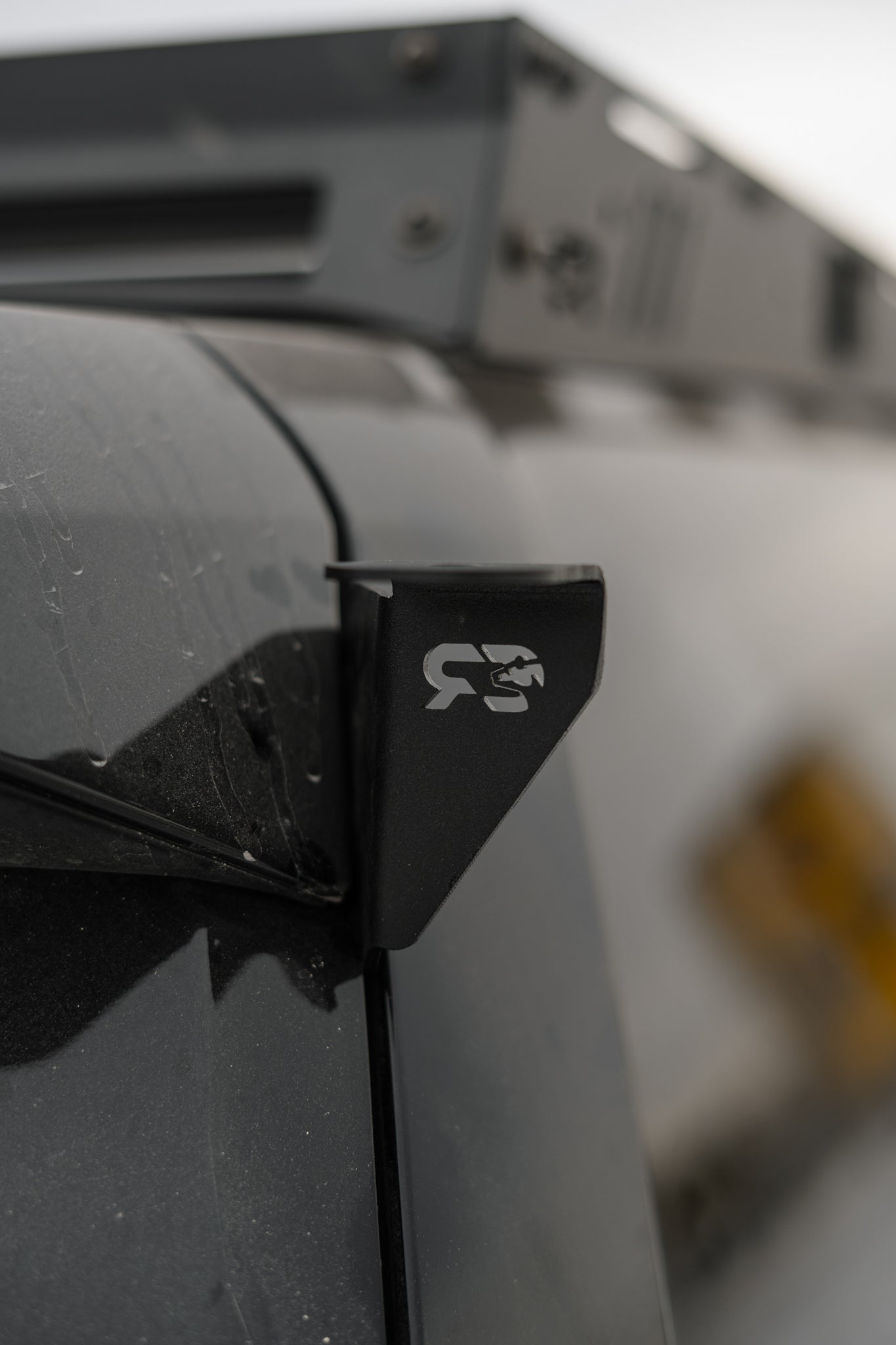 Close-up of rear antenna mount installed on 2025 Toyota 4Runner roof rack