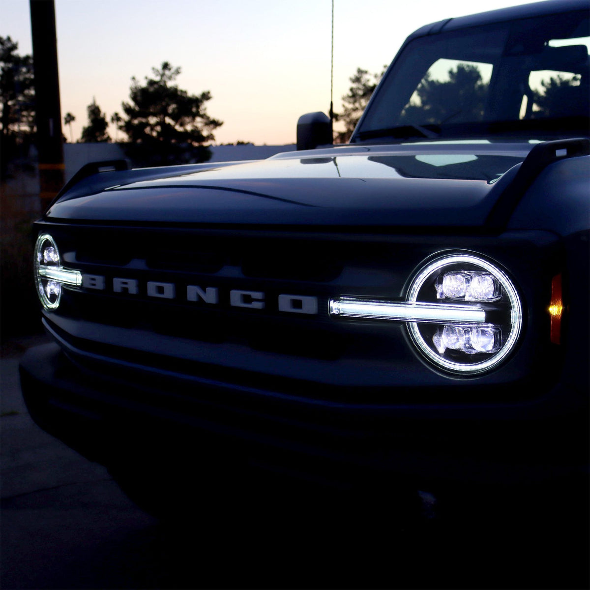 AlphaRex NOVA-Series LED Projector Headlights for Ford Bronco (2021-2026) / Ford Bronco Raptor (2022-2026)