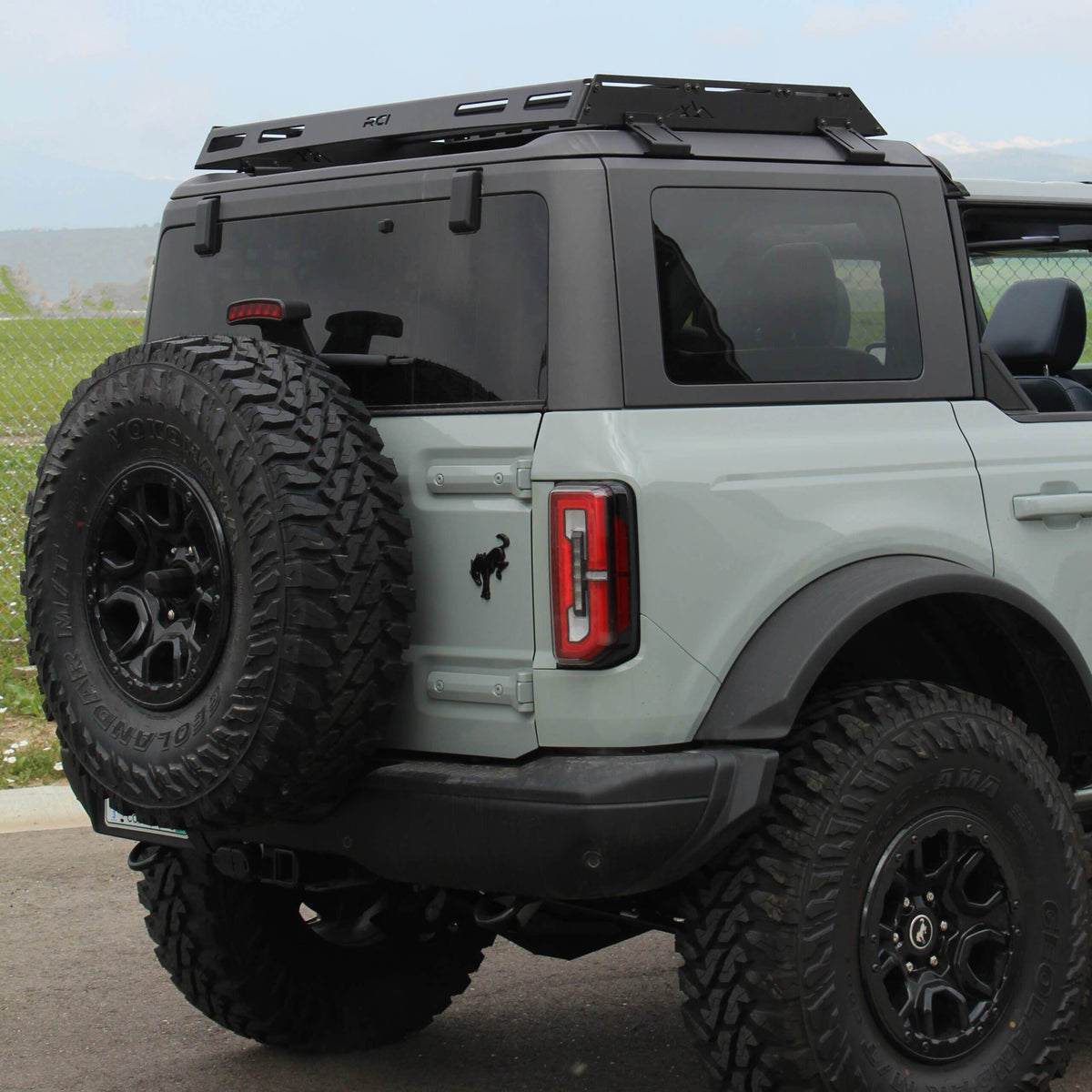 RCI Ascent half length roof rack for 2021-present Ford Bronco 4-door