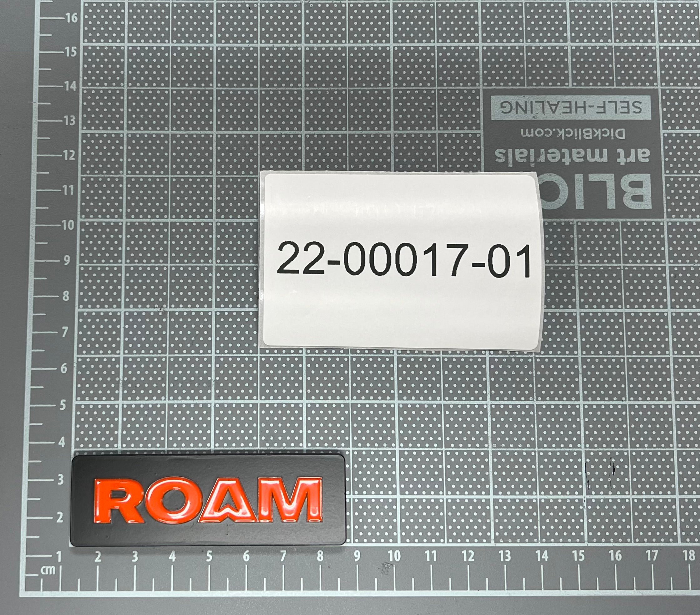 ROAM SPARE PARTS - HF - 22-00017-01 | PLATE, 24X74, V2 ROAM LOGO