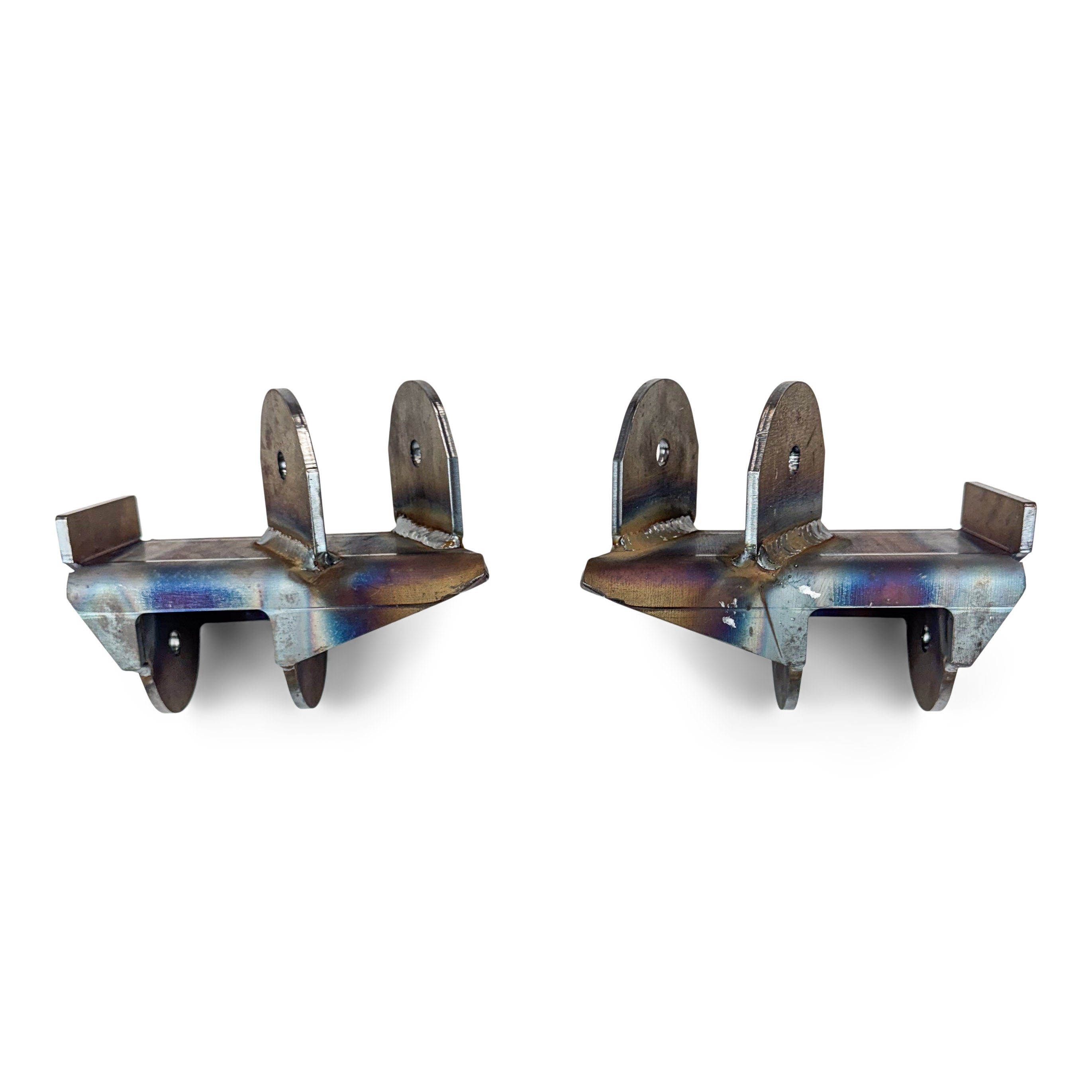Pair of heavy-duty steel axle mounts for off-road vehicle suspension upgrades