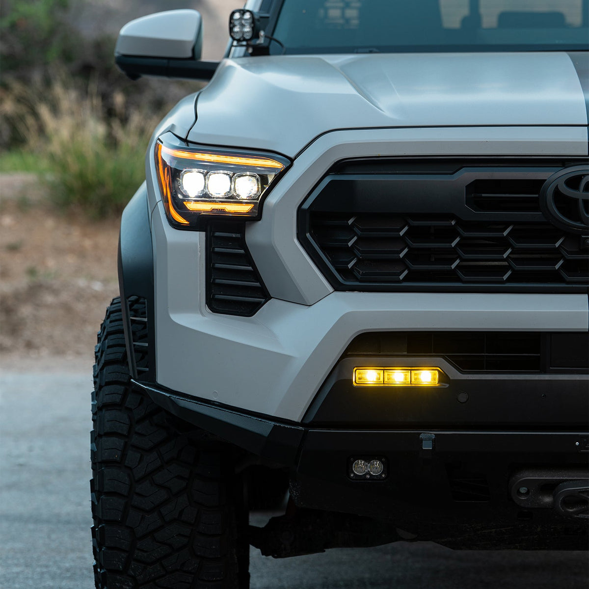 AlphaRex DoubleTap Dual-Color LED Projector Fog Lights with Sequential Turn for Toyota Tacoma / Toyota Tundra
