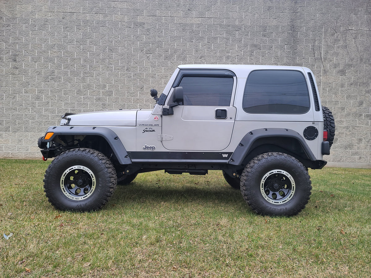 Jeep Wrangler 4.0" Rear Coil Springs (1997-2006, TJ/LJ)