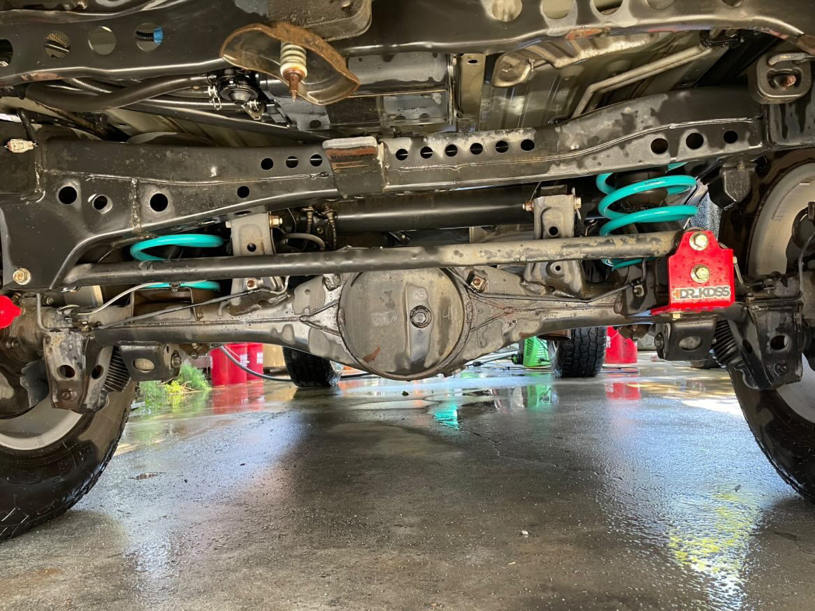 Dr. KDSS B.O.T.C.K. track bar correction kit for 1st Gen Toyota Sequoia