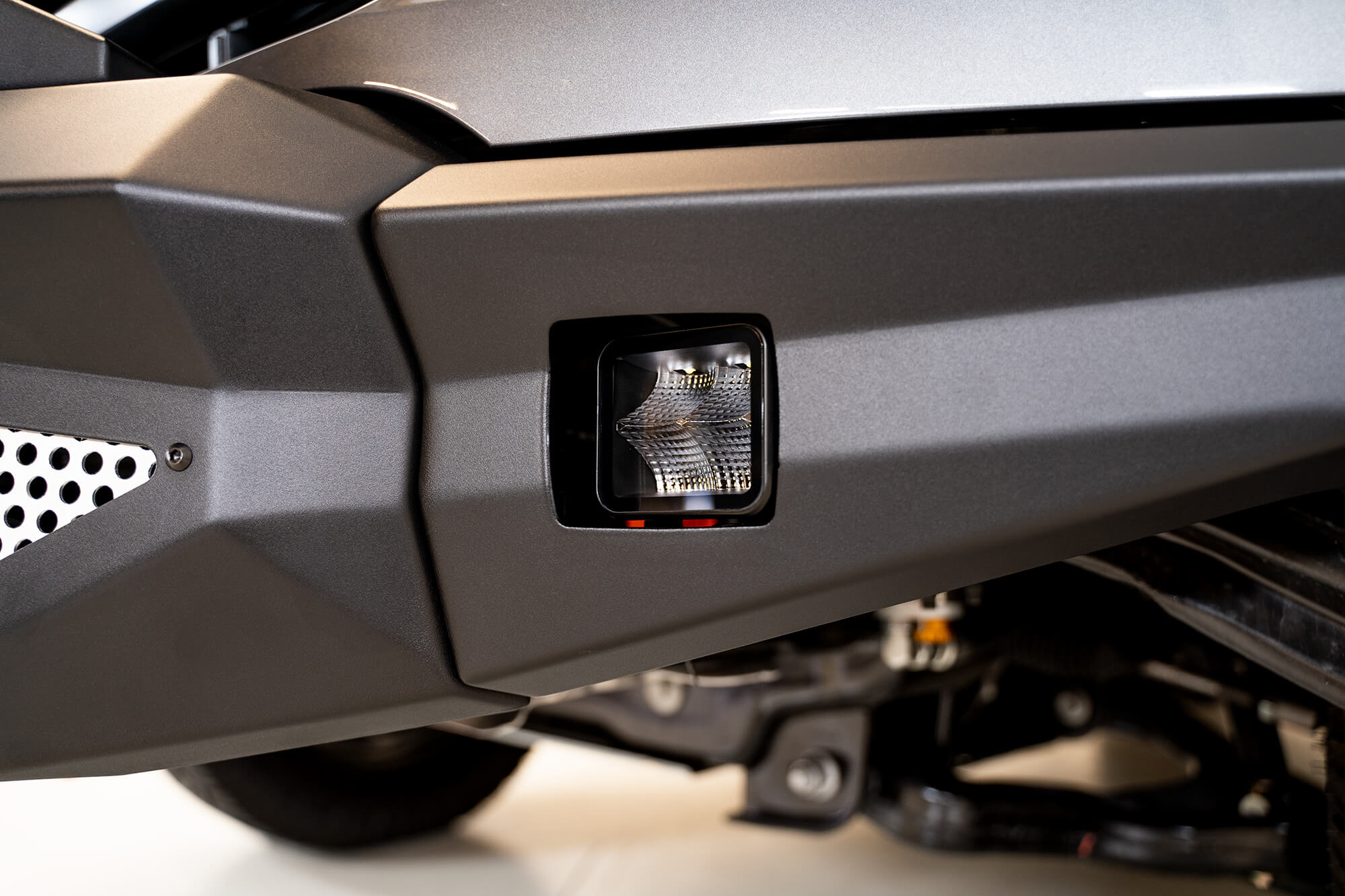3-inch-off-road-cube-light - NVMOS