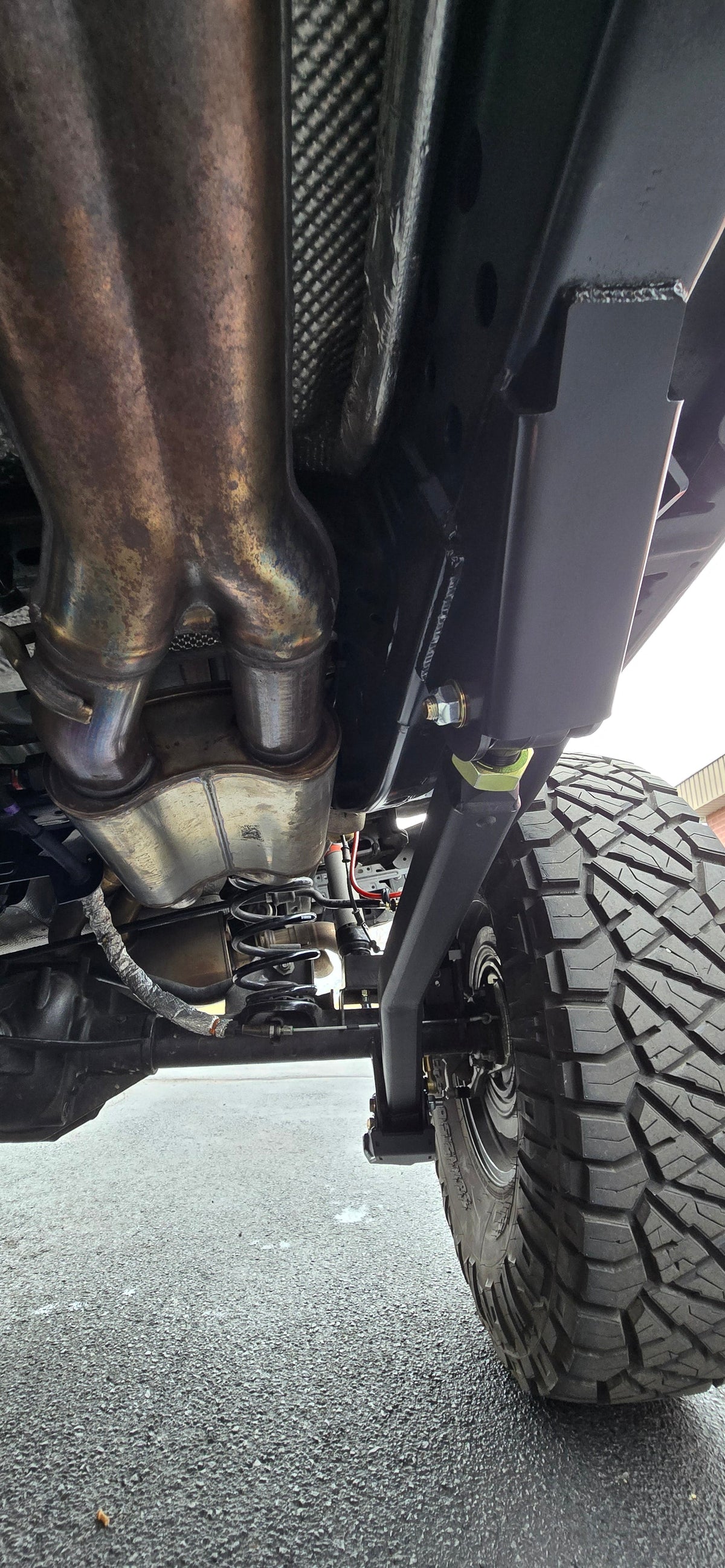 Clayton Off Road Overland+ 4.5-inch long arm lift kit for 2021+ Jeep Wrangler 392