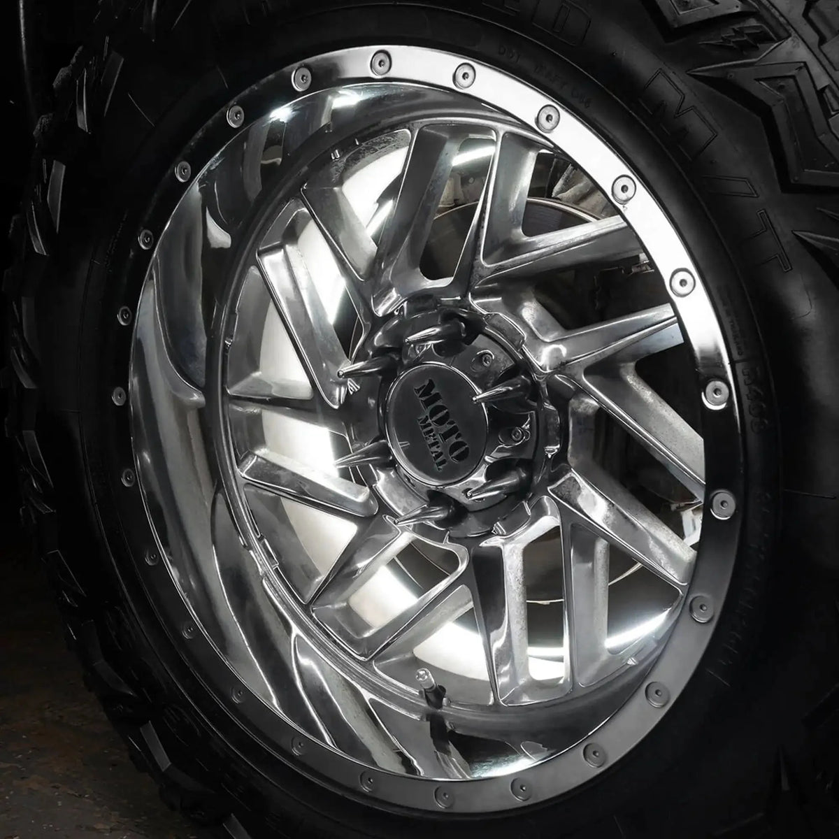 ORACLE Lighting PLASMA 16.5 inch LED wheel rings for universal fit