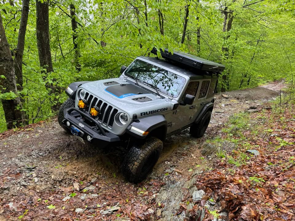 Jeep Wrangler 4XE 2.5" OVERLAND+ Lift Kit (2021+, JL)