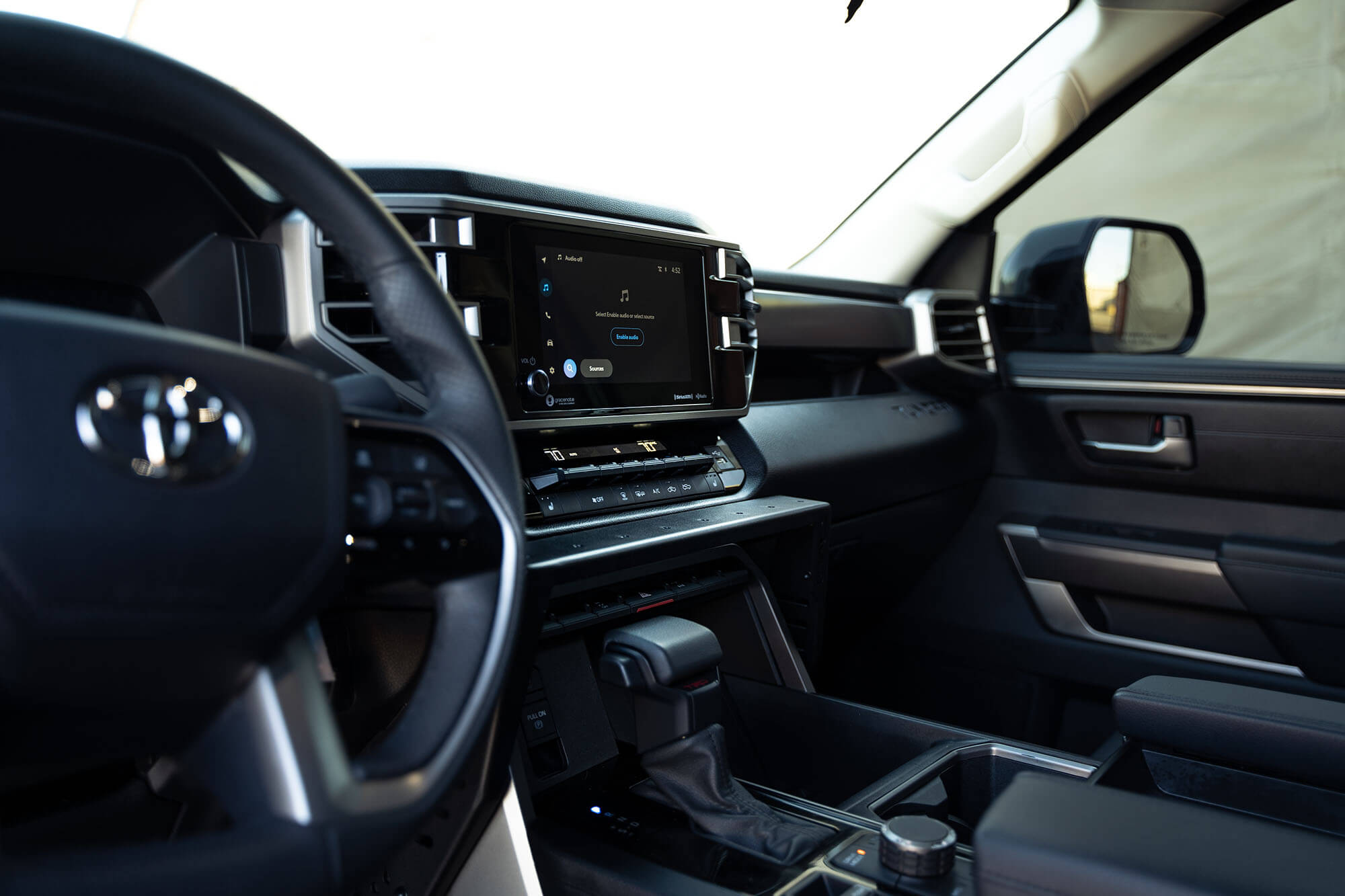 4th-gen-tundra-center-console-molle-panels-and-device-mount - NVMOS