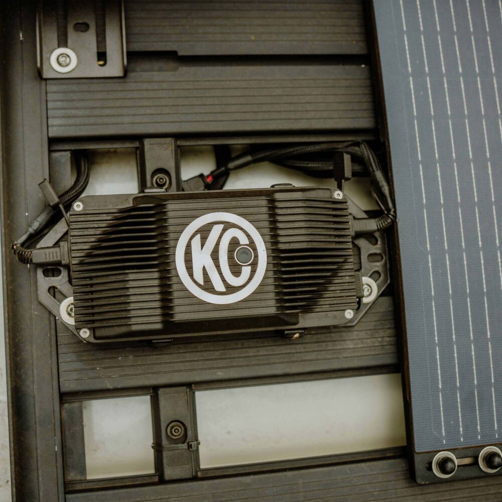 KC HiLiTES Solar Charge Hub