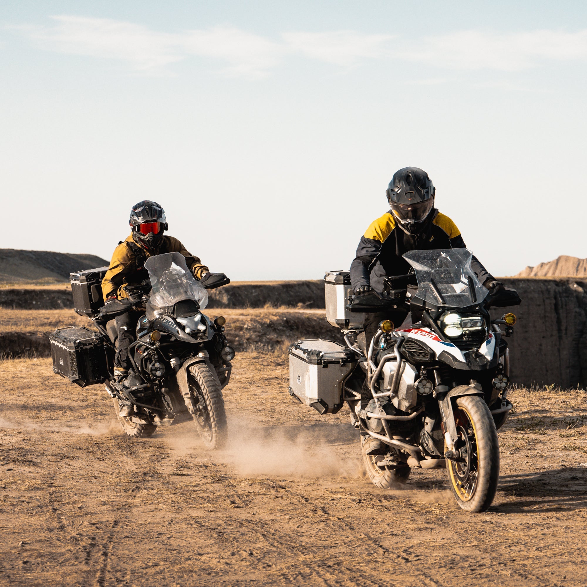 LOBOO CONQUEROR Aluminum Cases & Racks Set for BMW R1300GS / R1300GS Adventure