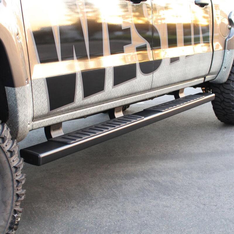 Westin R7 Nerf Step Bars, Crew Cab, fits Chevy Colorado