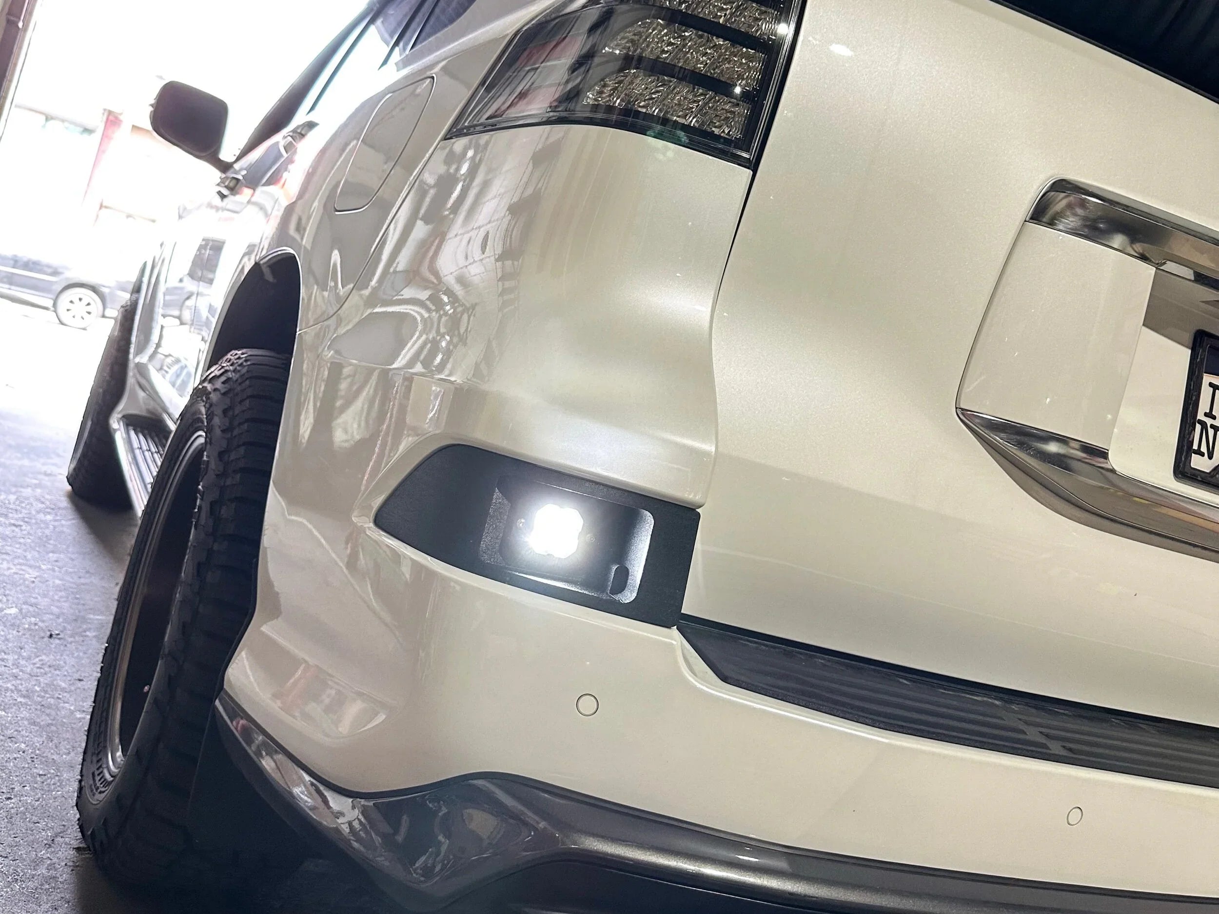 2014-2023 Lexus GX460 Reverse Light Housing