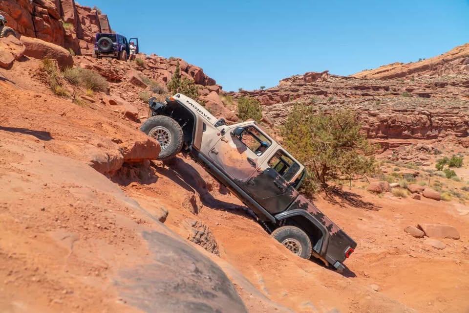 Jeep Gladiator 3.5" DIESEL Front Coil Springs (2020+, JT)