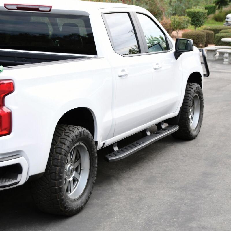 Westin Thrasher Running Boards, Crew Cab, fits Chevy Silverado 1500
