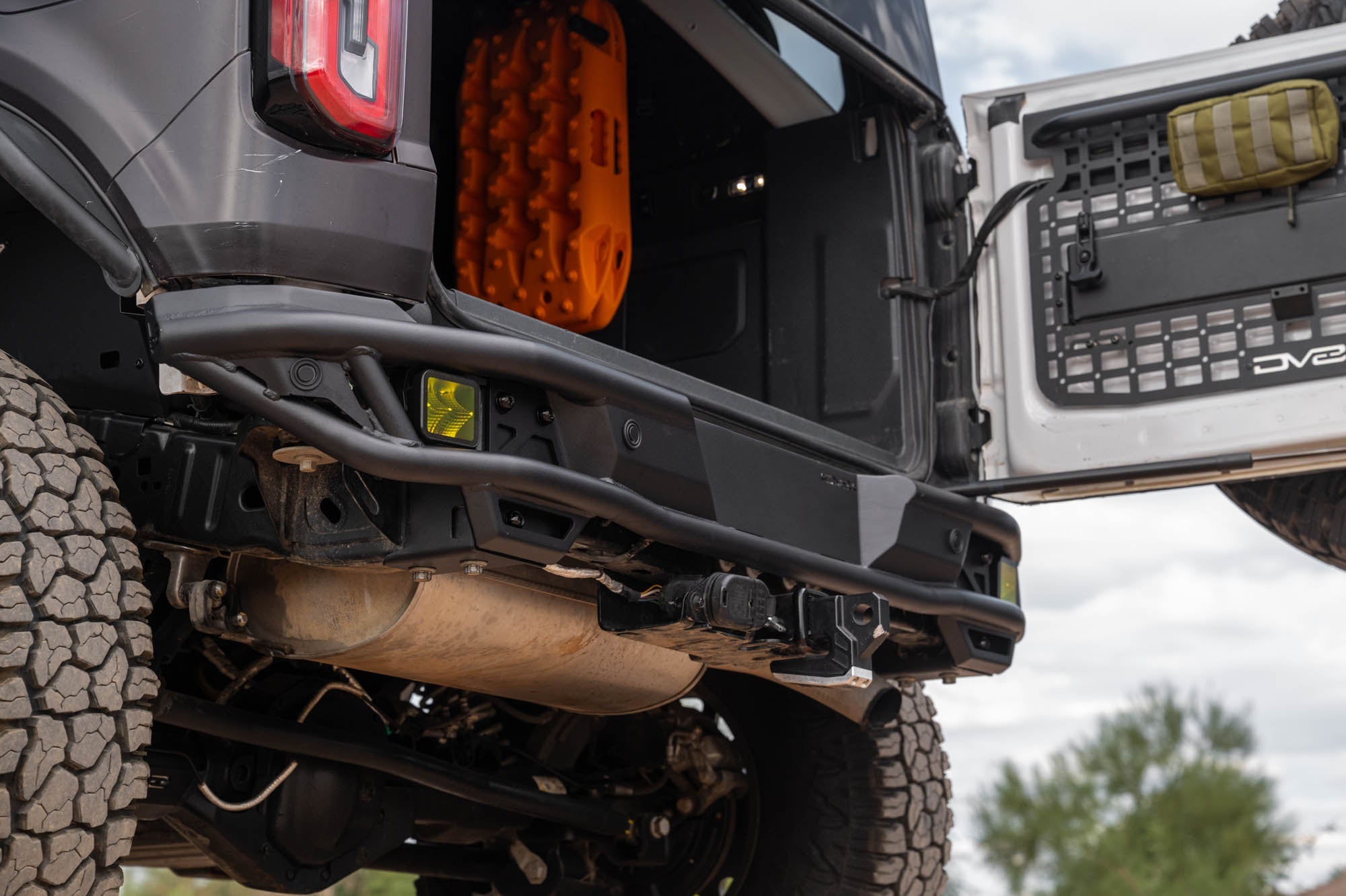 Bronco-Tube-Series-Rear-Bumper-Installed-13 - NVMOS