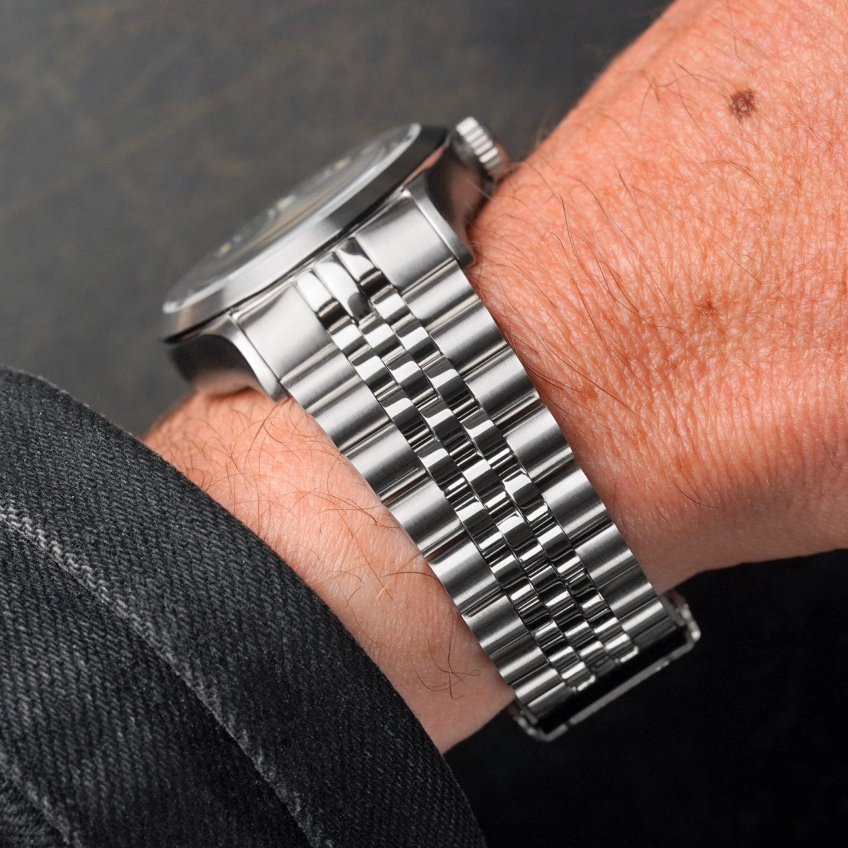 VAER C3 Dirty Dozen Field Watch - 36mm Ameriquartz