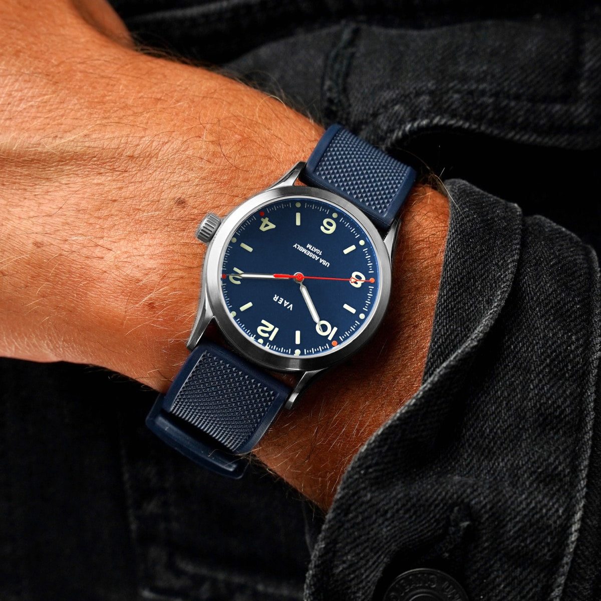 VAER C3 Design Navy Field Watch - 36mm USA Solar