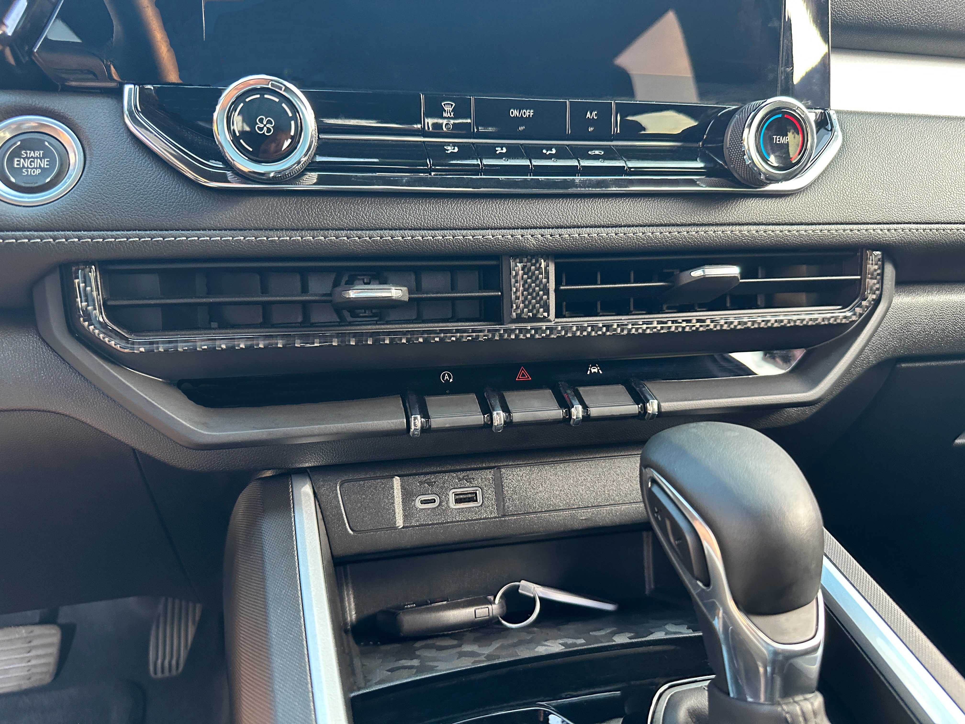 Center A.C. Vent Accent Trim Fits 2023-2026 Chevrolet Colorado & GMC Canyon