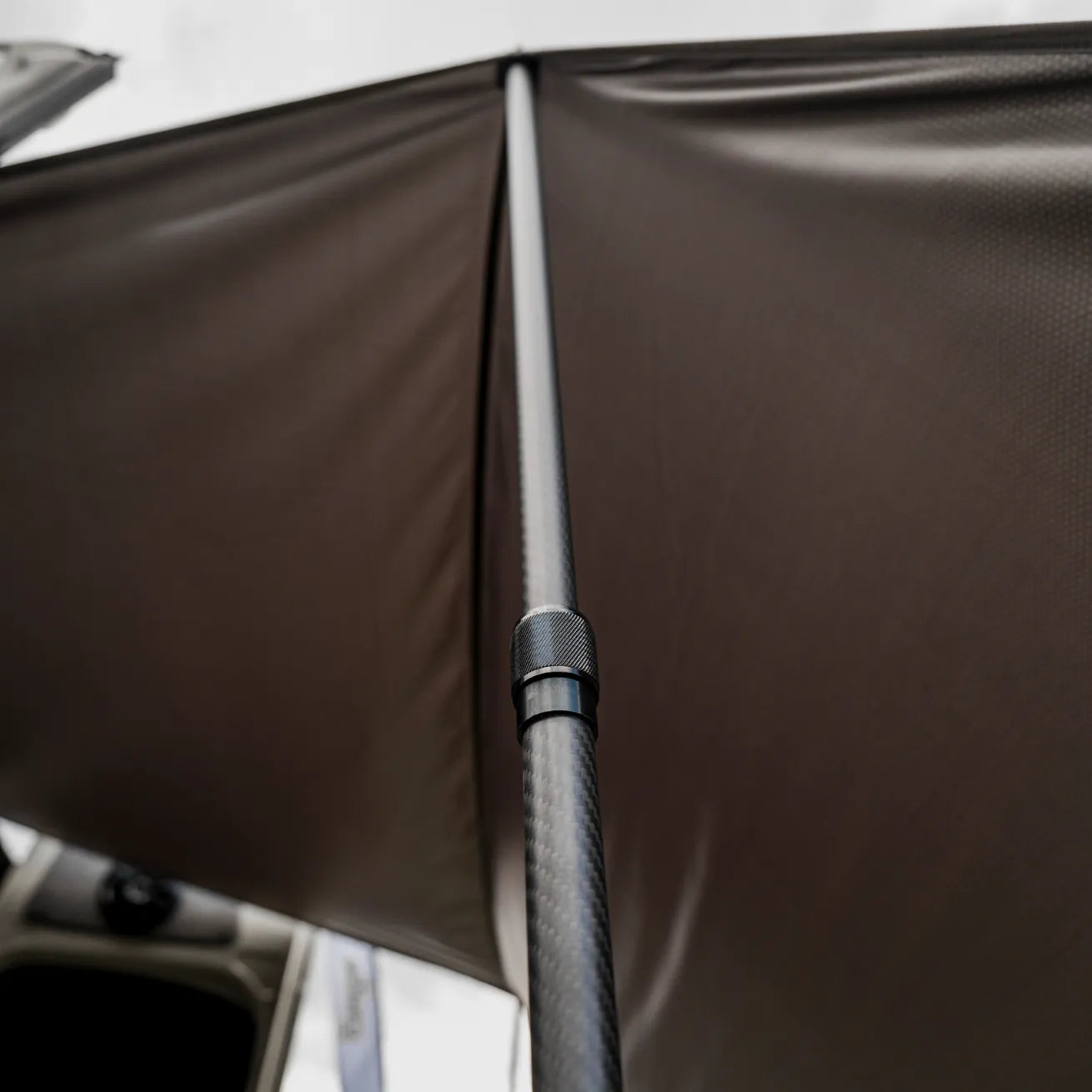 CanyonRearAwning-04 - NVMOS