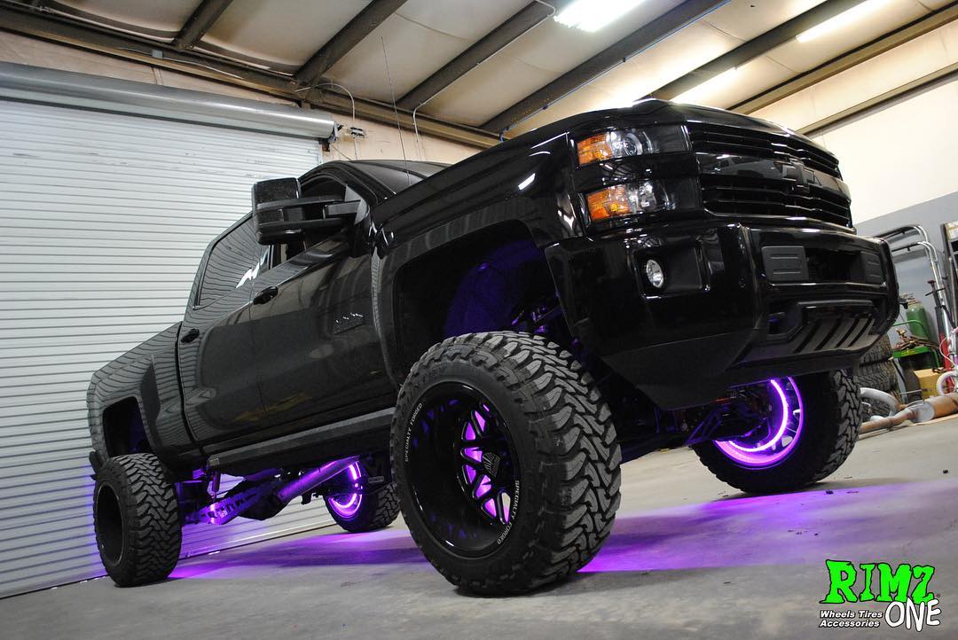 Chevy_Silverado_rimzone_WHEEL_RINGS_PURPLE_d513f413-12fc-4297-9d6e-e1af2344c66e - NVMOS