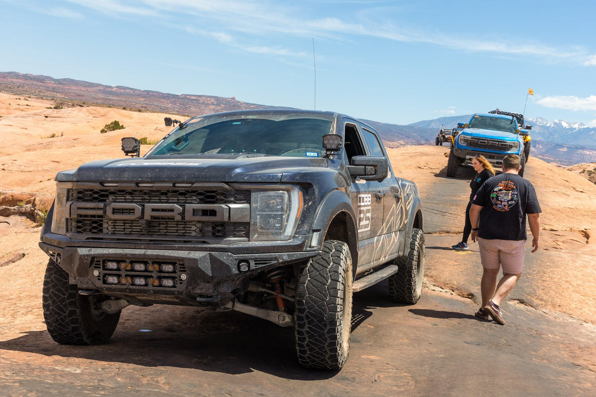 2021-2026 Ford F-150 Raptor/Raptor R Bomber Front Bumper (20-Inch Lights)