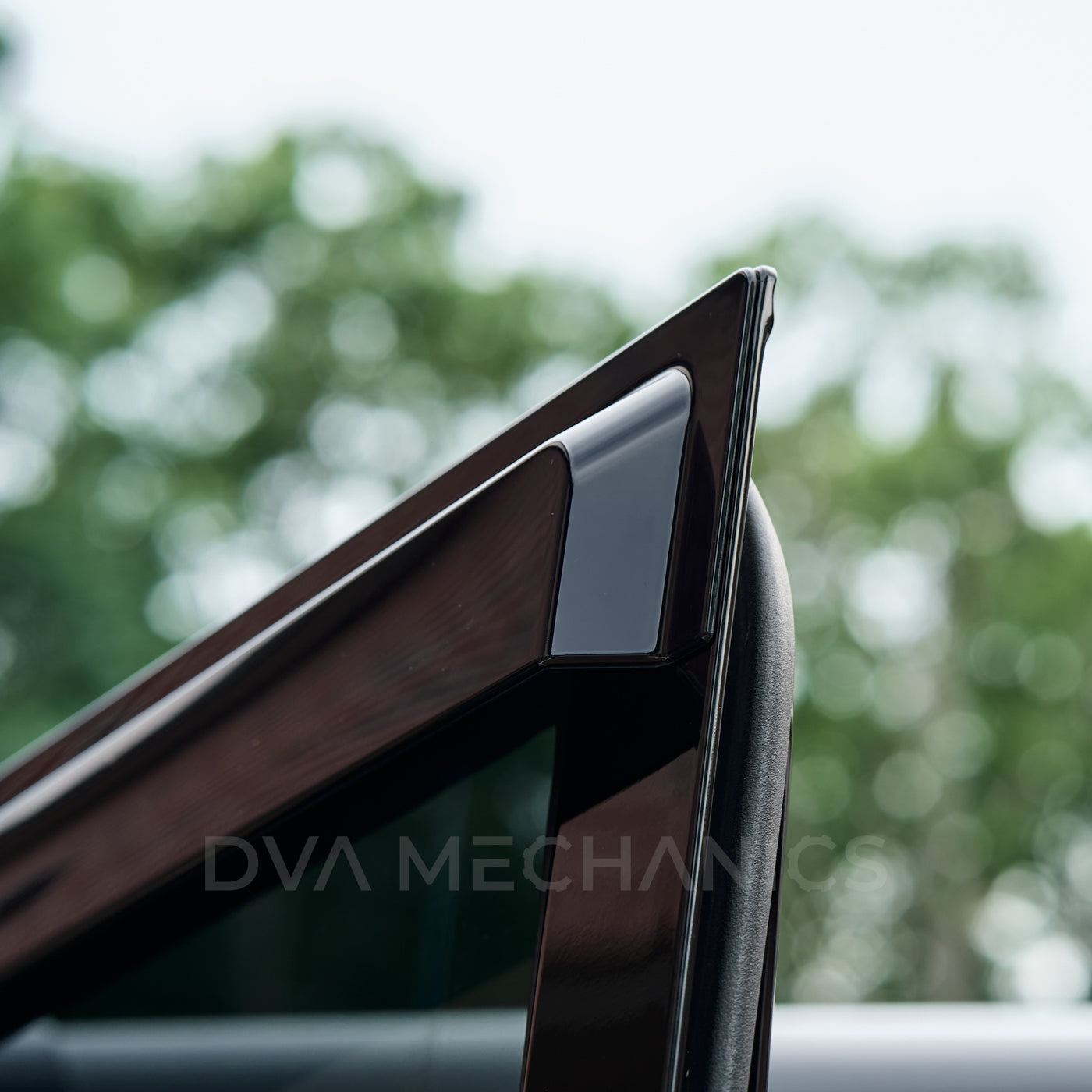 INEOS Grenadier: Side Window Deflectors