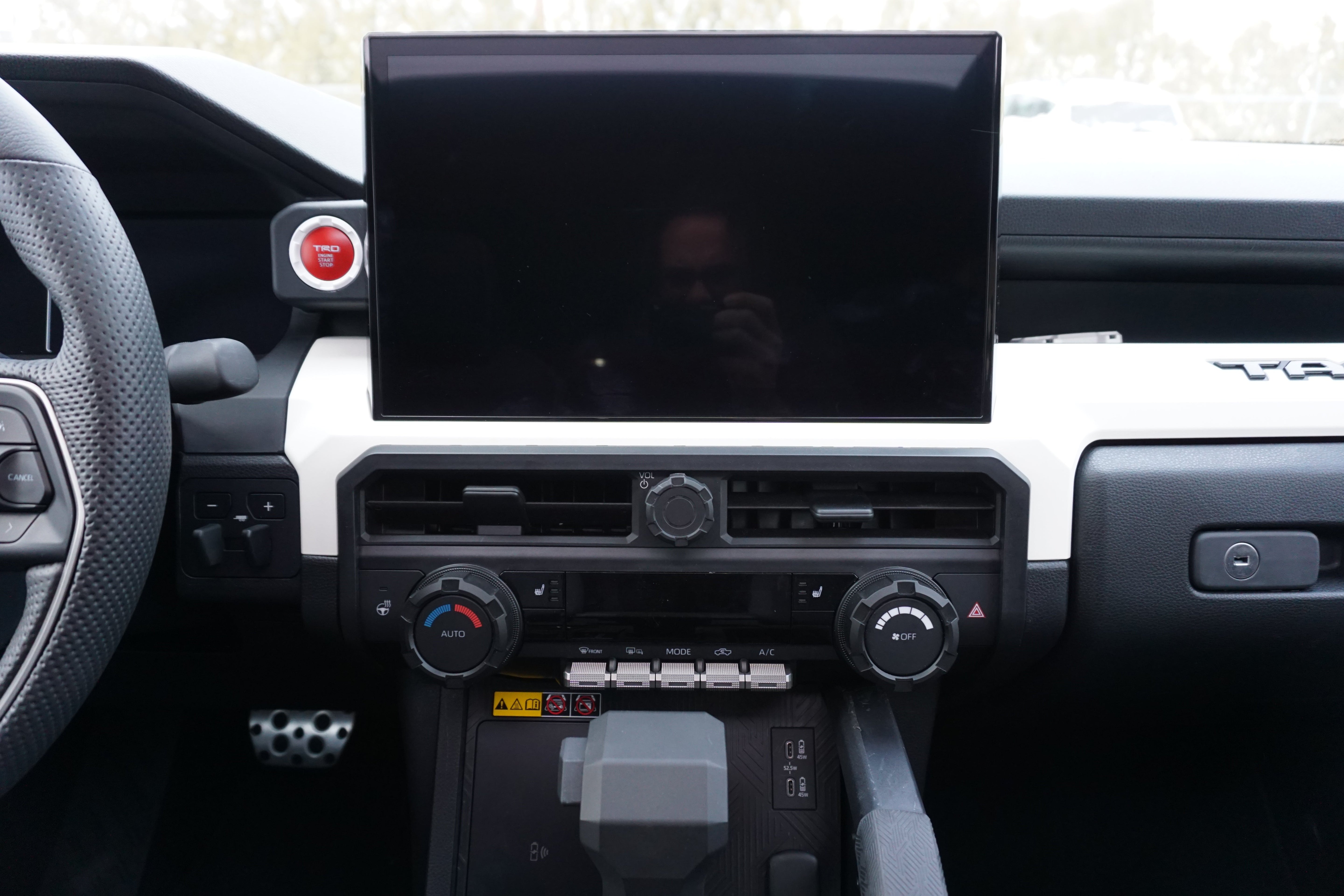 VENT TRIM (2024+ TACOMA / 2025+ 4RUNNER) - BLACK