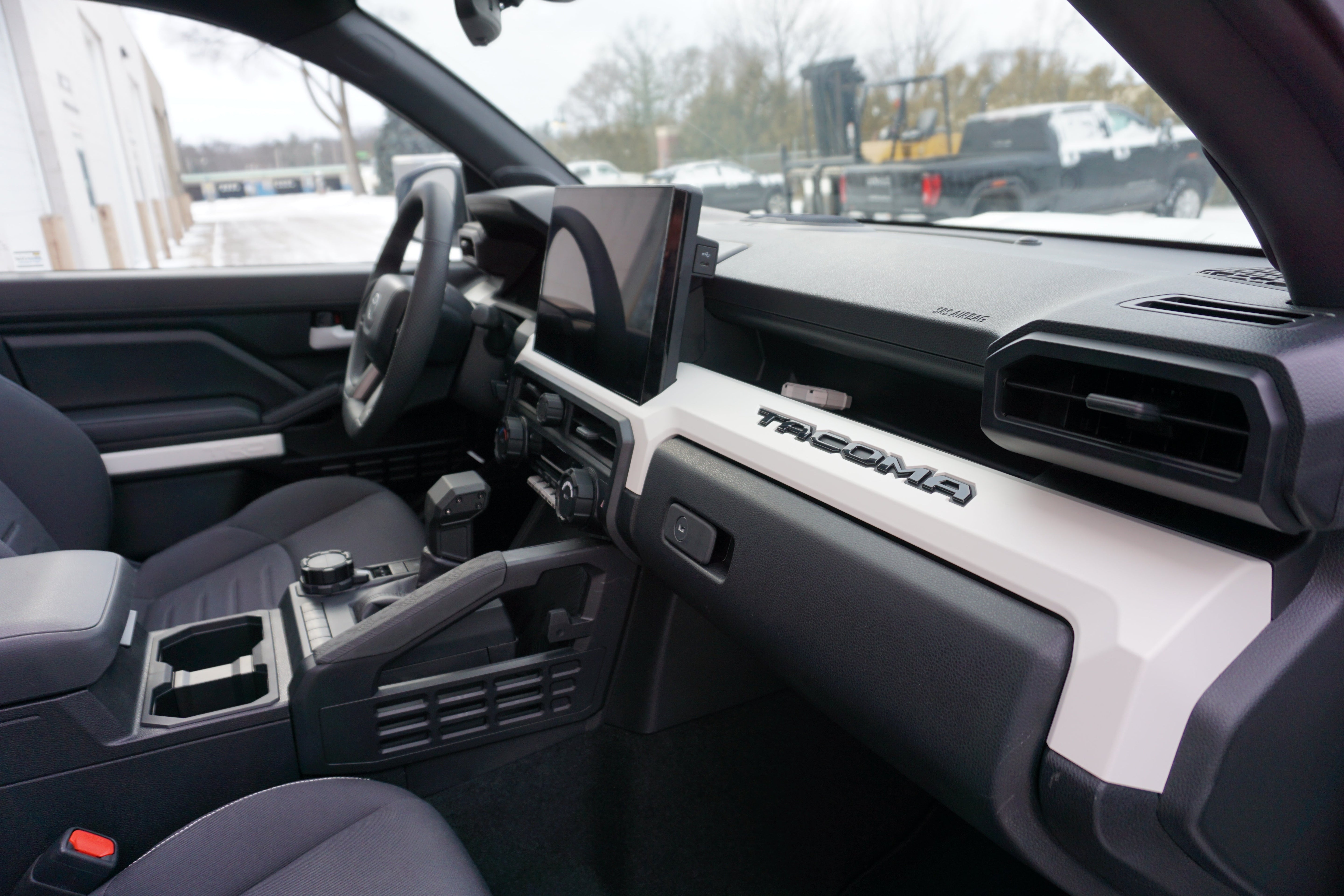 VENT TRIM (2024+ TACOMA / 2025+ 4RUNNER) - BLACK