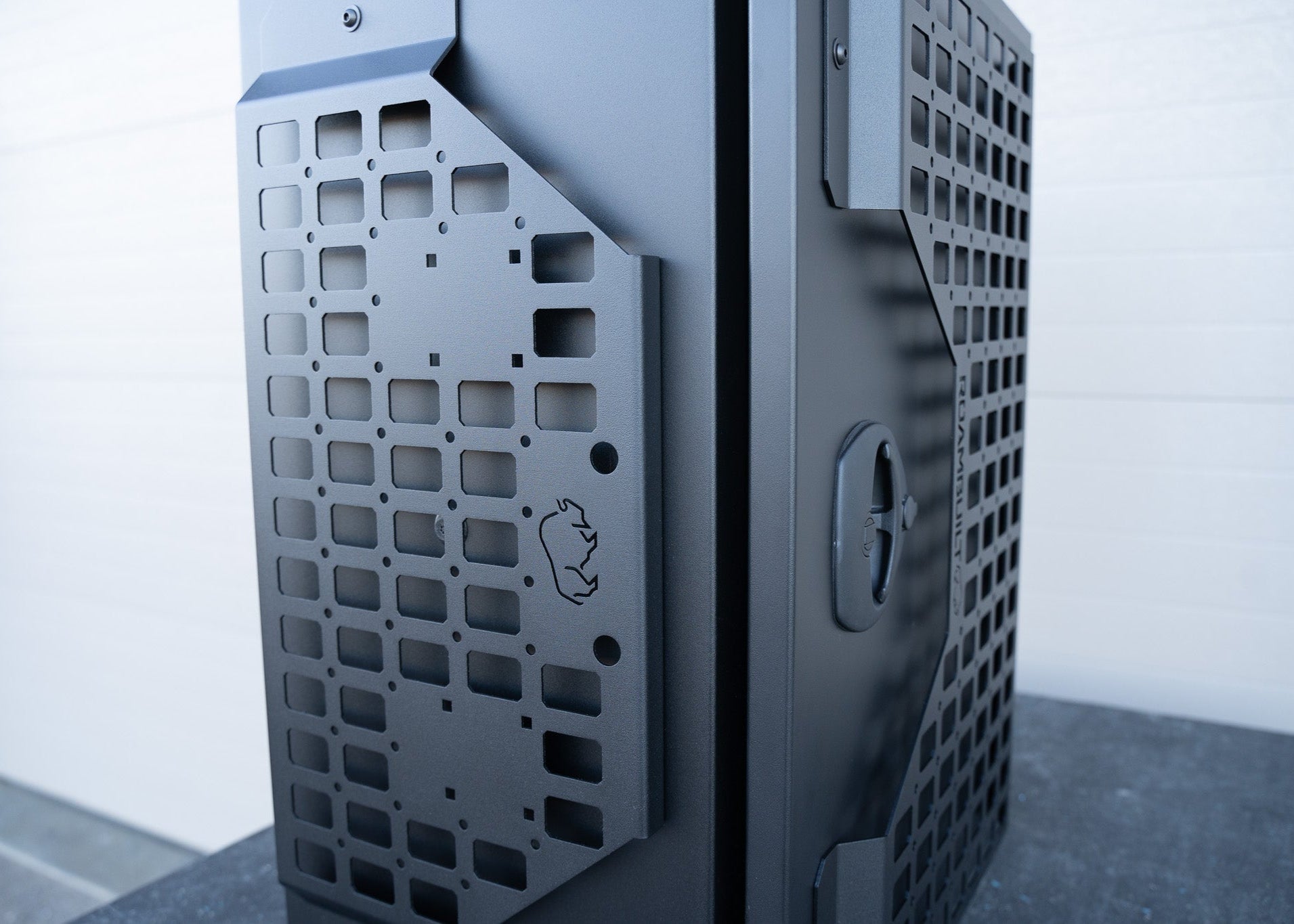 Universal Aluminum Storage Box