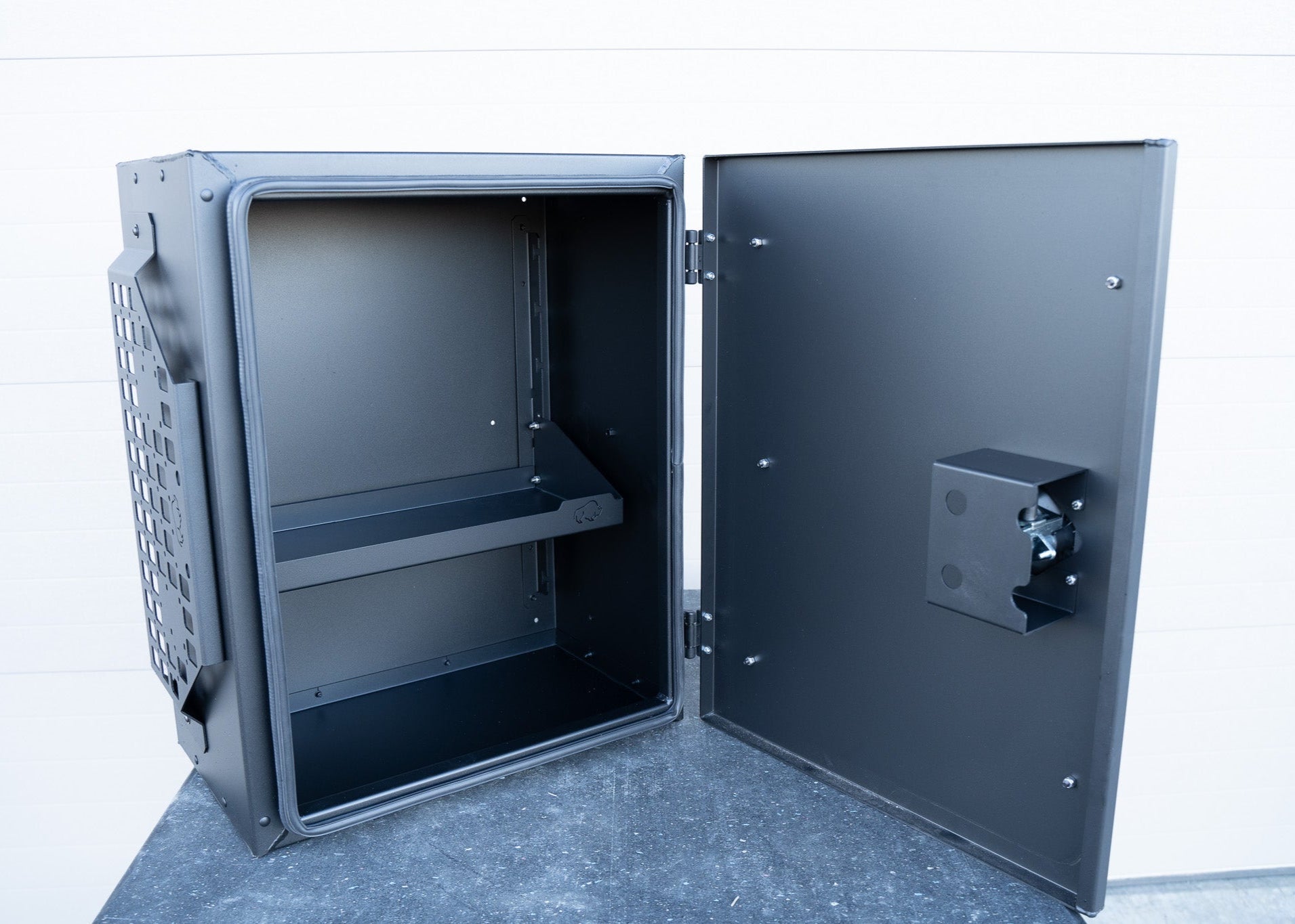 Universal Aluminum Storage Box