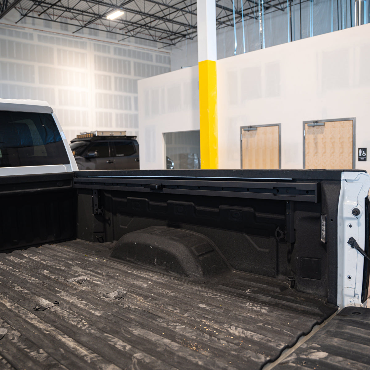 Integral Truck Full Length Bedside Rail for 2020+ Chevrolet Silverado HD and GMC Sierra HD (2500/3500) (6'10" standard bed)