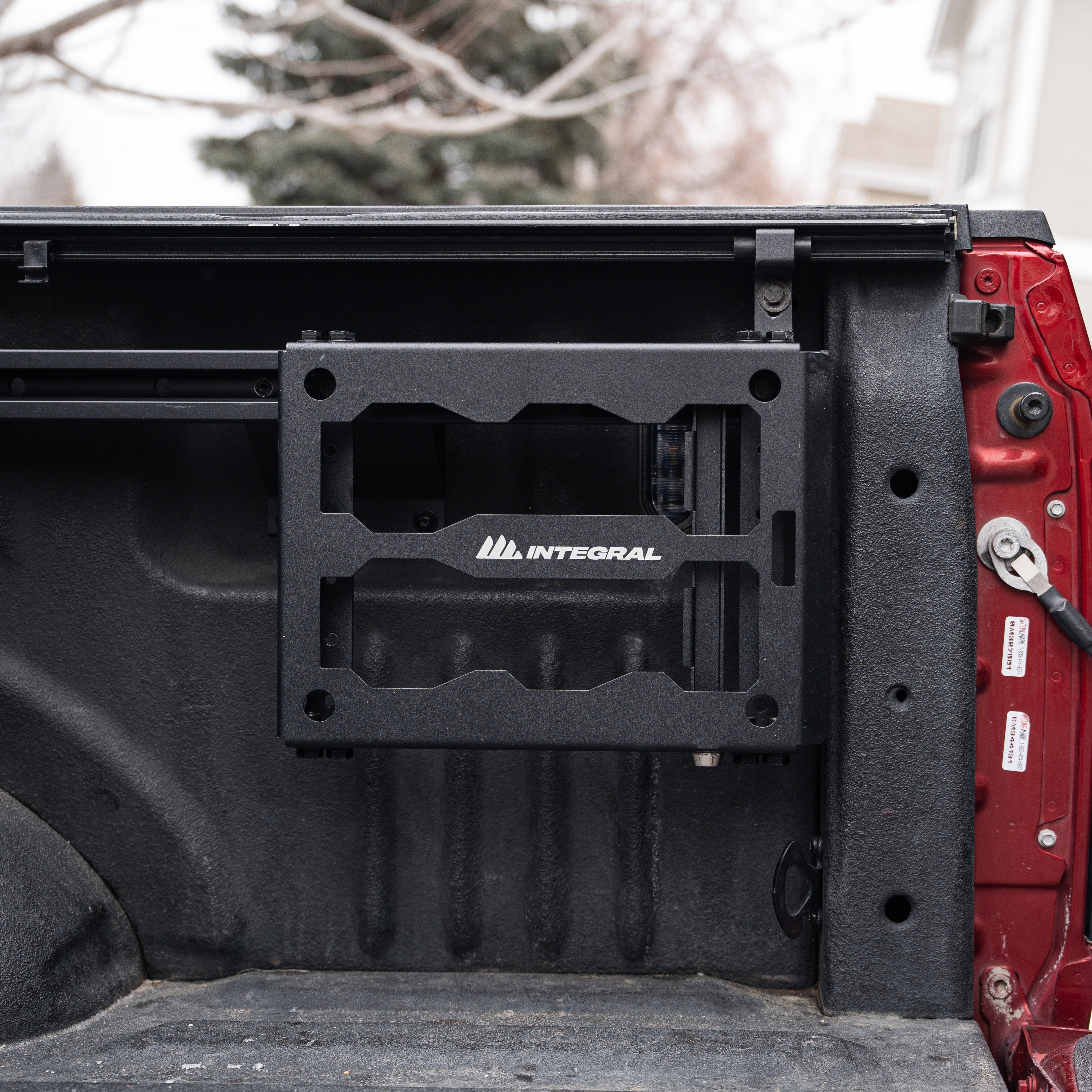 Integral Truck  Rails + Tie-down Cleats - Ford F150 & Raptor 2015+ (5.5' Bed Only)