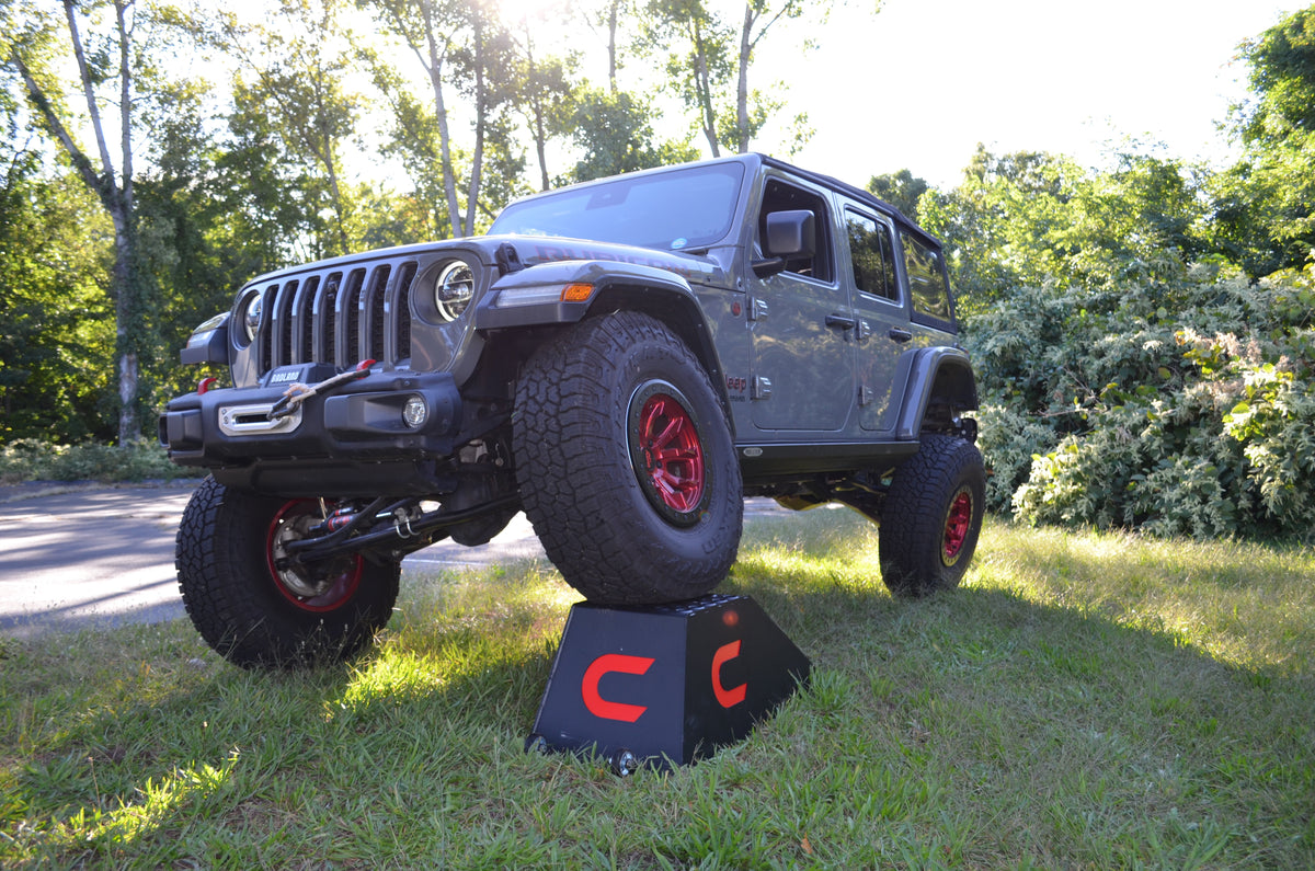 Clayton Off Road Overland+ 2.5-inch long arm lift kit for 2020-2023 Jeep Wrangler JL diesel