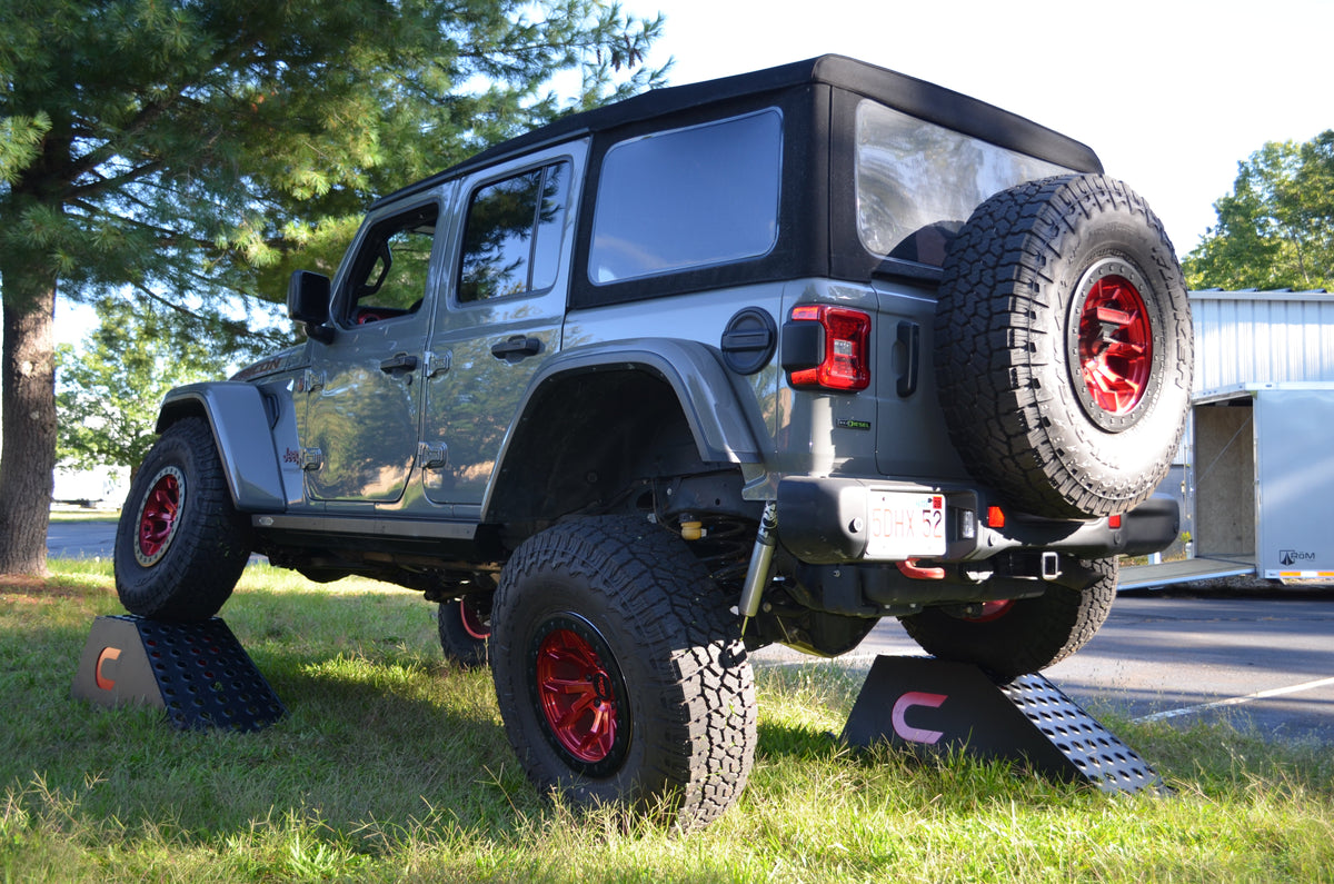 Clayton Off Road Premium 2.5-inch long arm lift kit for 2020-2023 Jeep Wrangler JL diesel