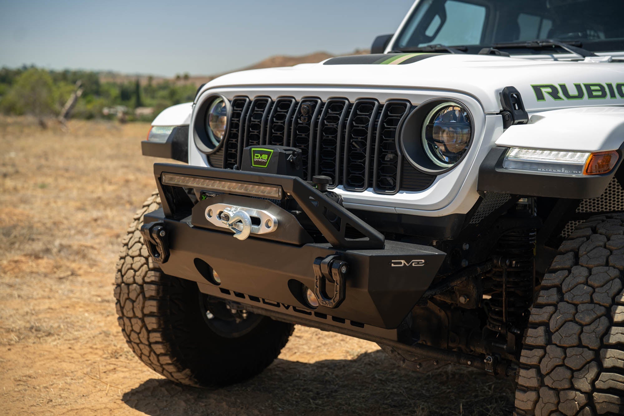 DV8-Xtract-12k-Synthetic-Rope-Winch-Installed-8 - NVMOS