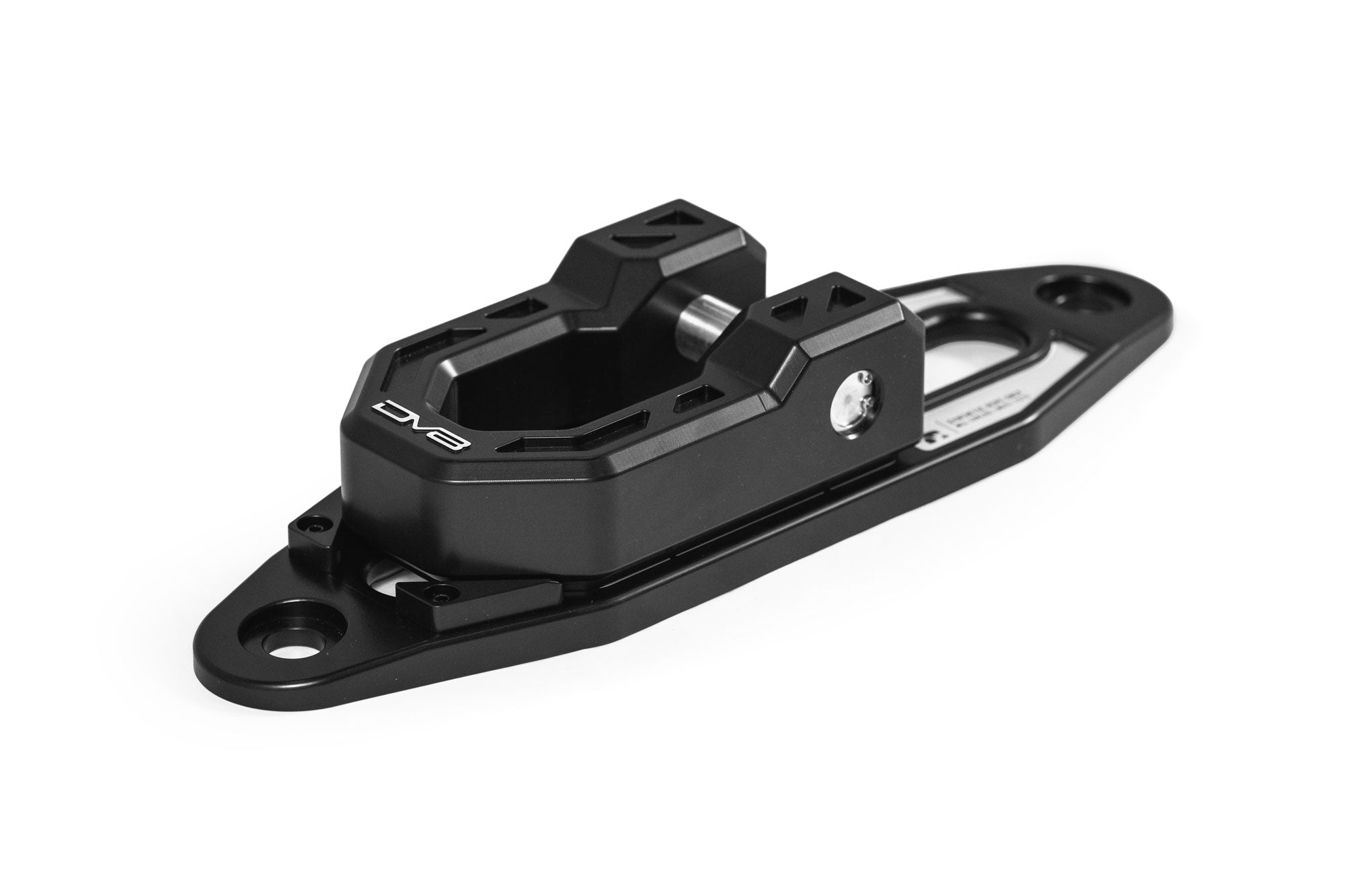 DV8-Xtract-Winch-Fairlead-Closed-System-2 - NVMOS