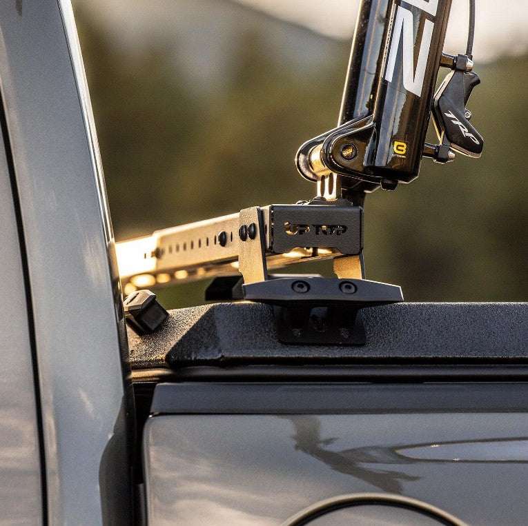 upTOP Overland fork mount detail