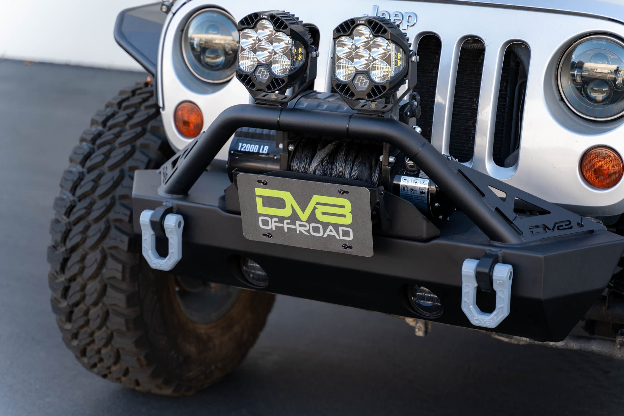 Fairlead-Mounted-Flip-Up-License-Plate-Bracket_Installed-01 - NVMOS