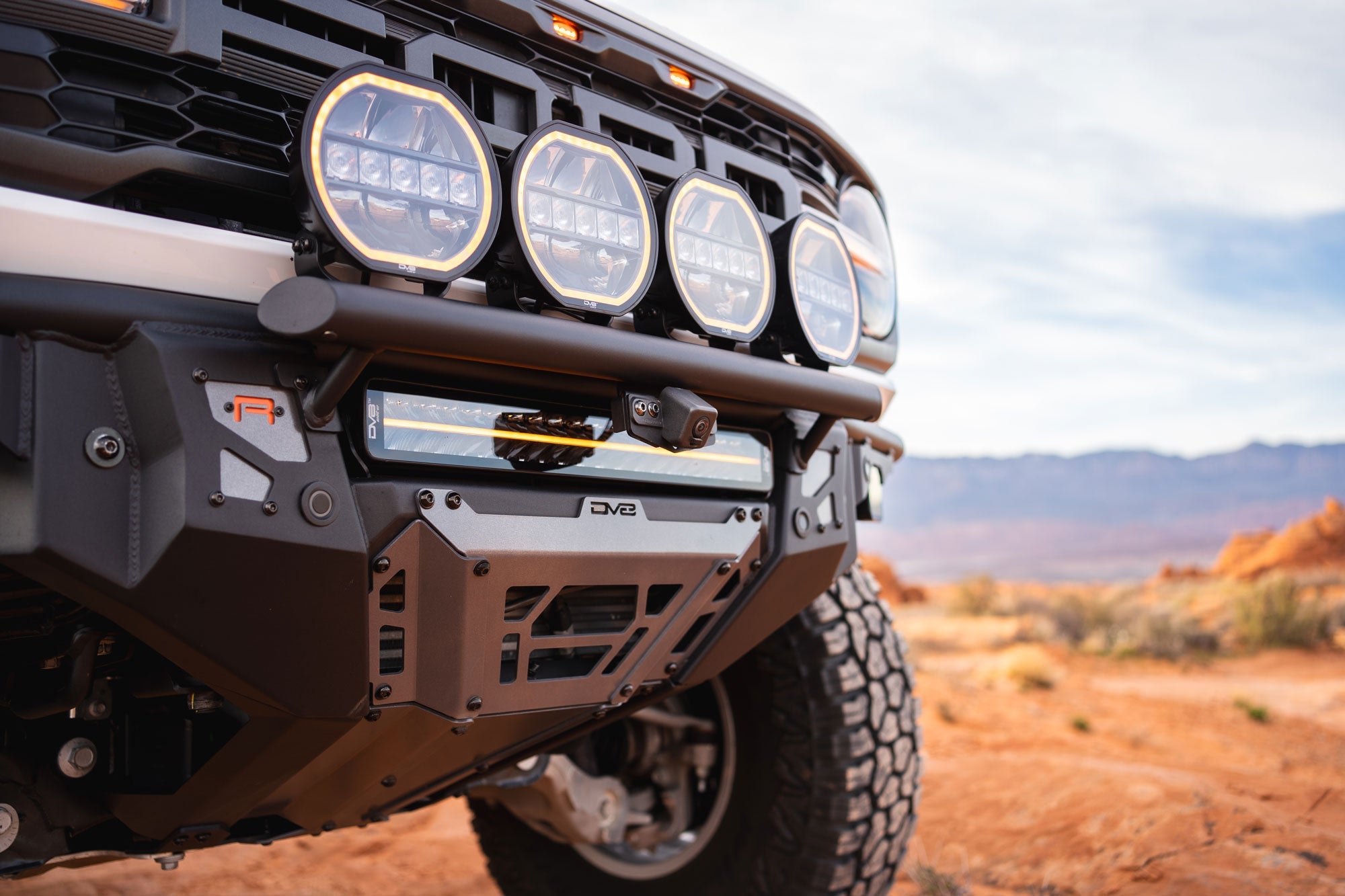 Ford-Bronco-Raptor-Tube-Front-Bumper-Installed-14 - NVMOS