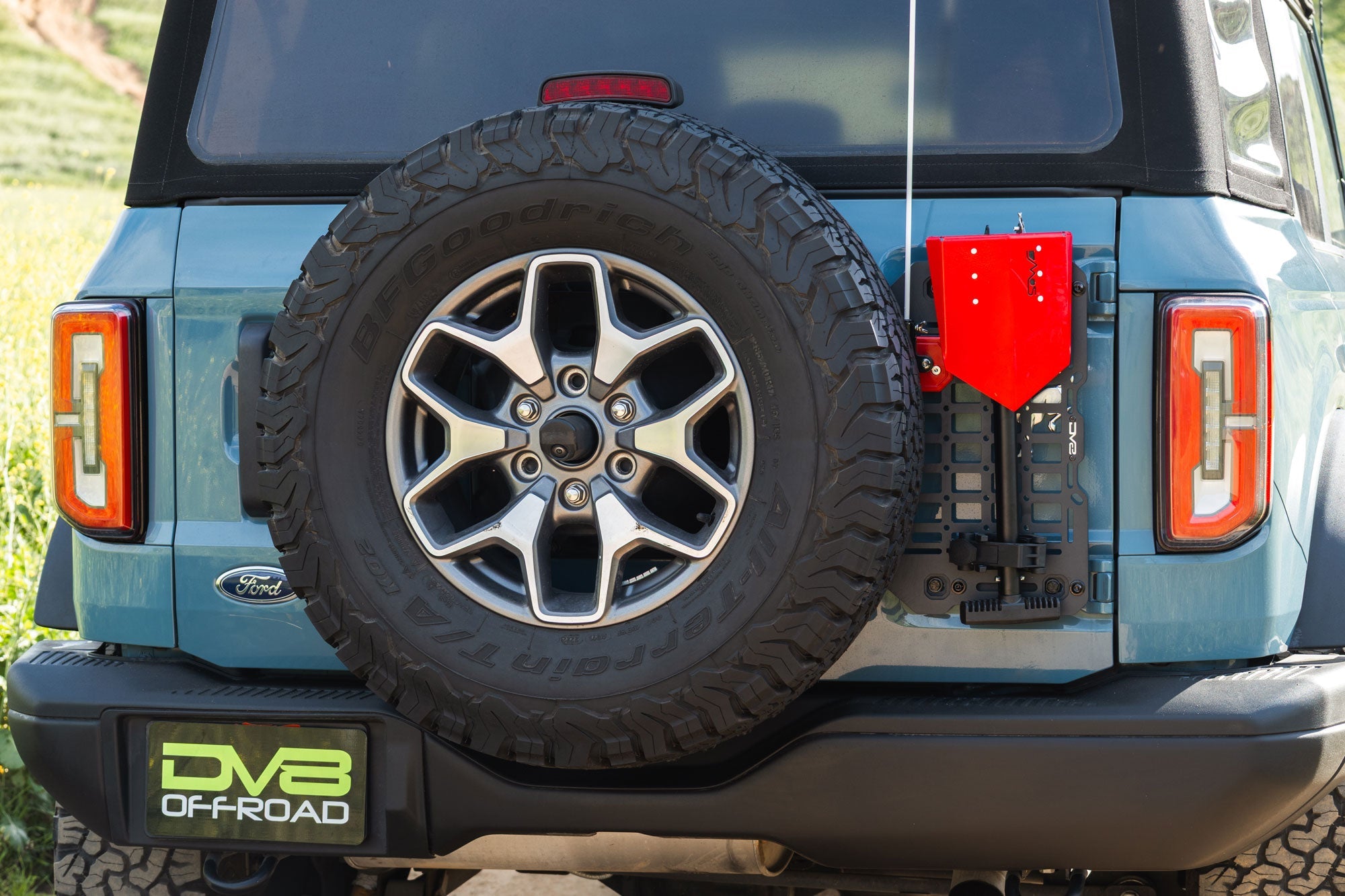 Ford-Bronco-Tailgate-Reinforcement-Molle-Panel-Installed-7 - NVMOS