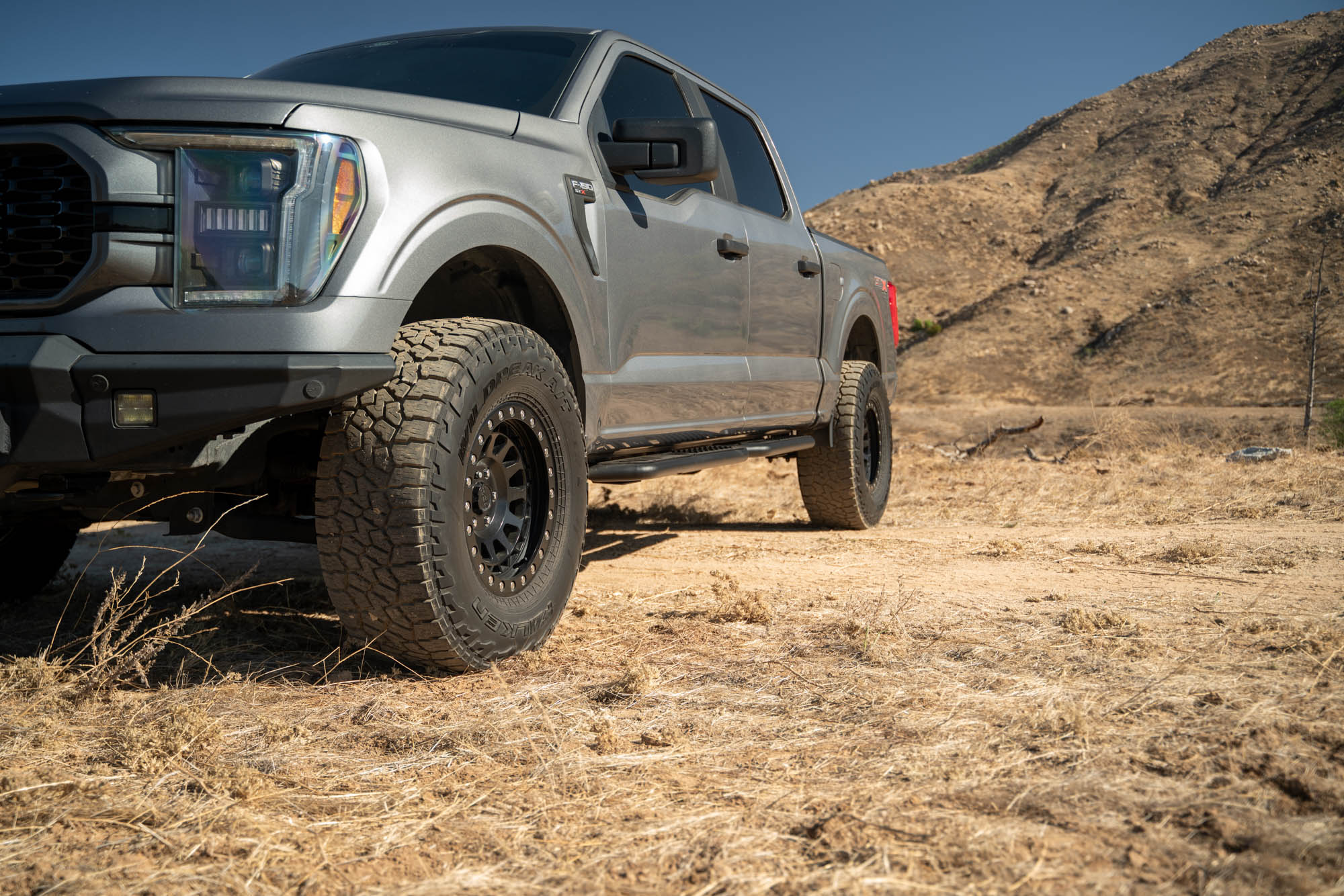 Ford-F-150-Crew-Cab-OE-Plus-Side-Steps-Installed-5 - NVMOS