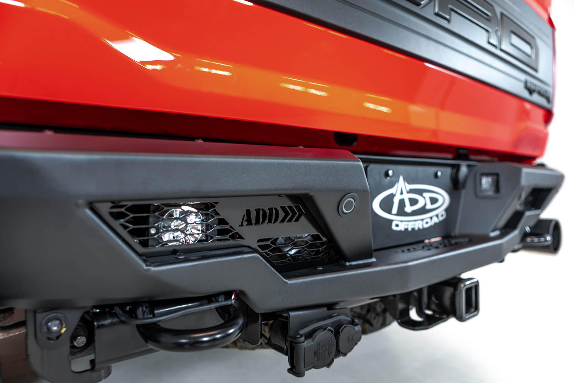 Ford-Raptor-Rear-Bumper_86799f56-294c-437a-bb90-d4d4f4730a09 - NVMOS