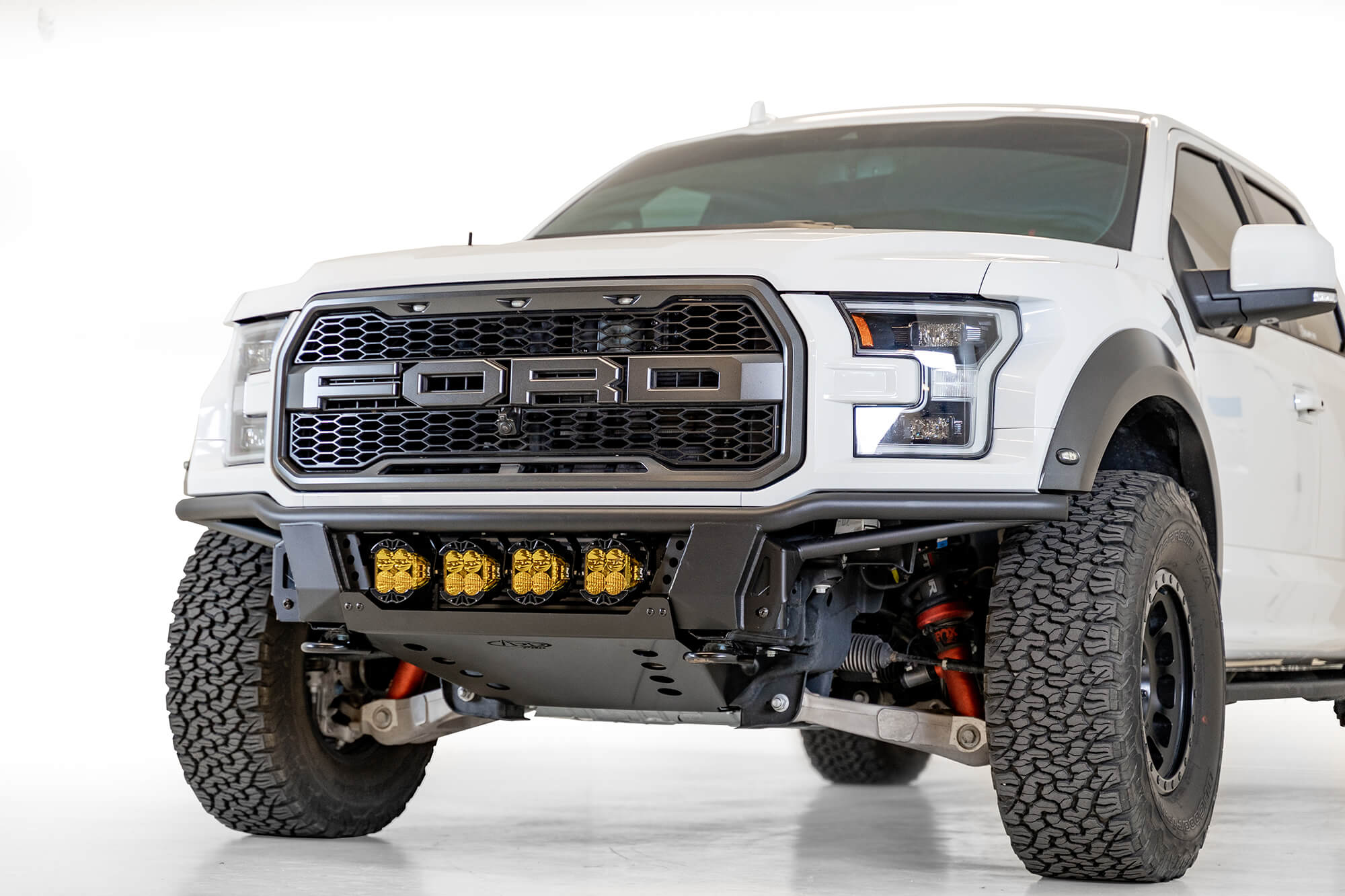 Ford-Raptor-aftermarket-tube-bumper - NVMOS
